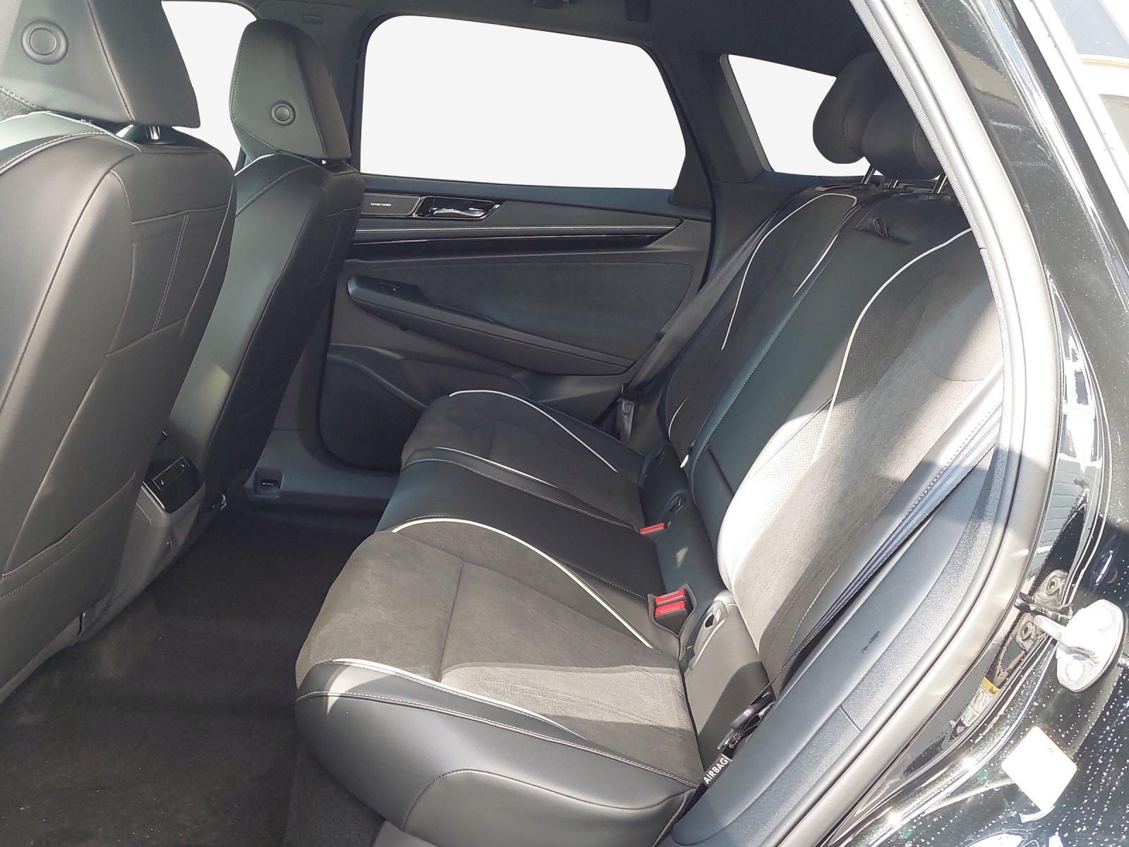 VW ID.7 Tourer Pro S 86 kWh Pro S-image-11