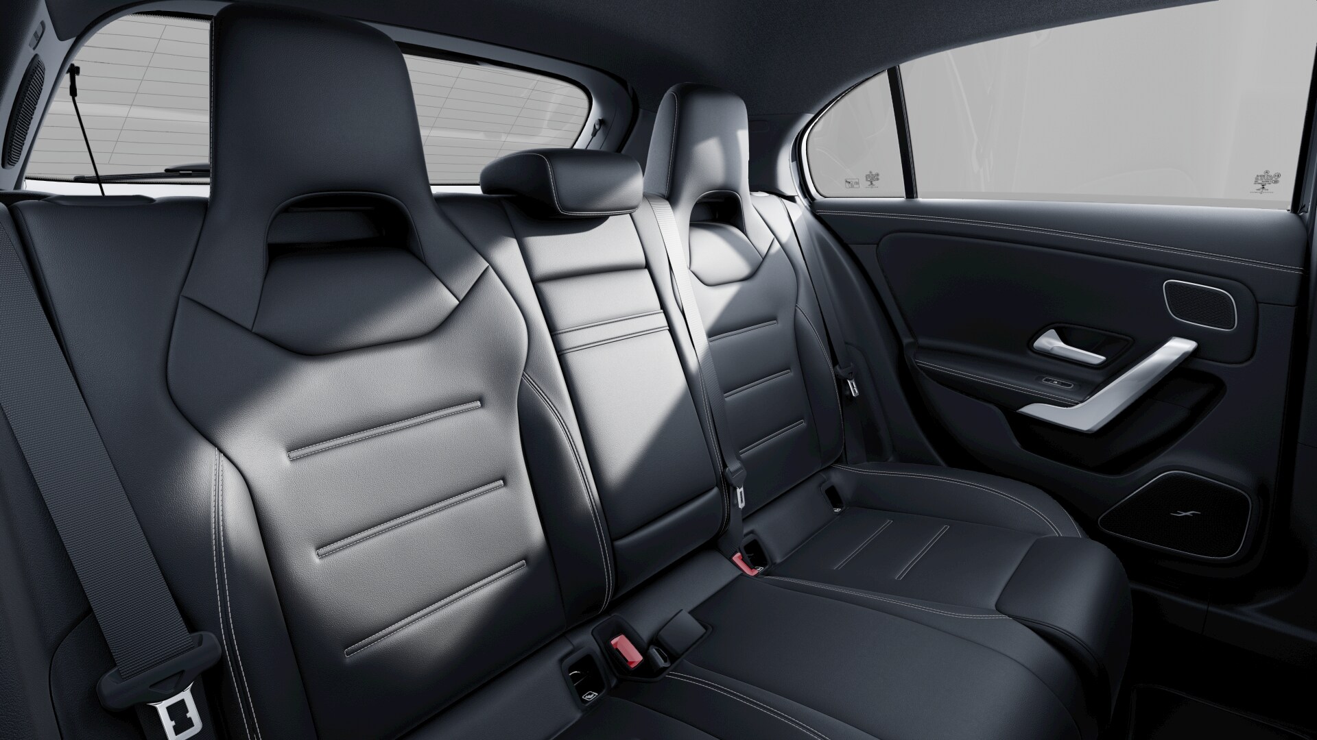 MERCEDES-BENZ A 35 AMG 4MATIC-image-6