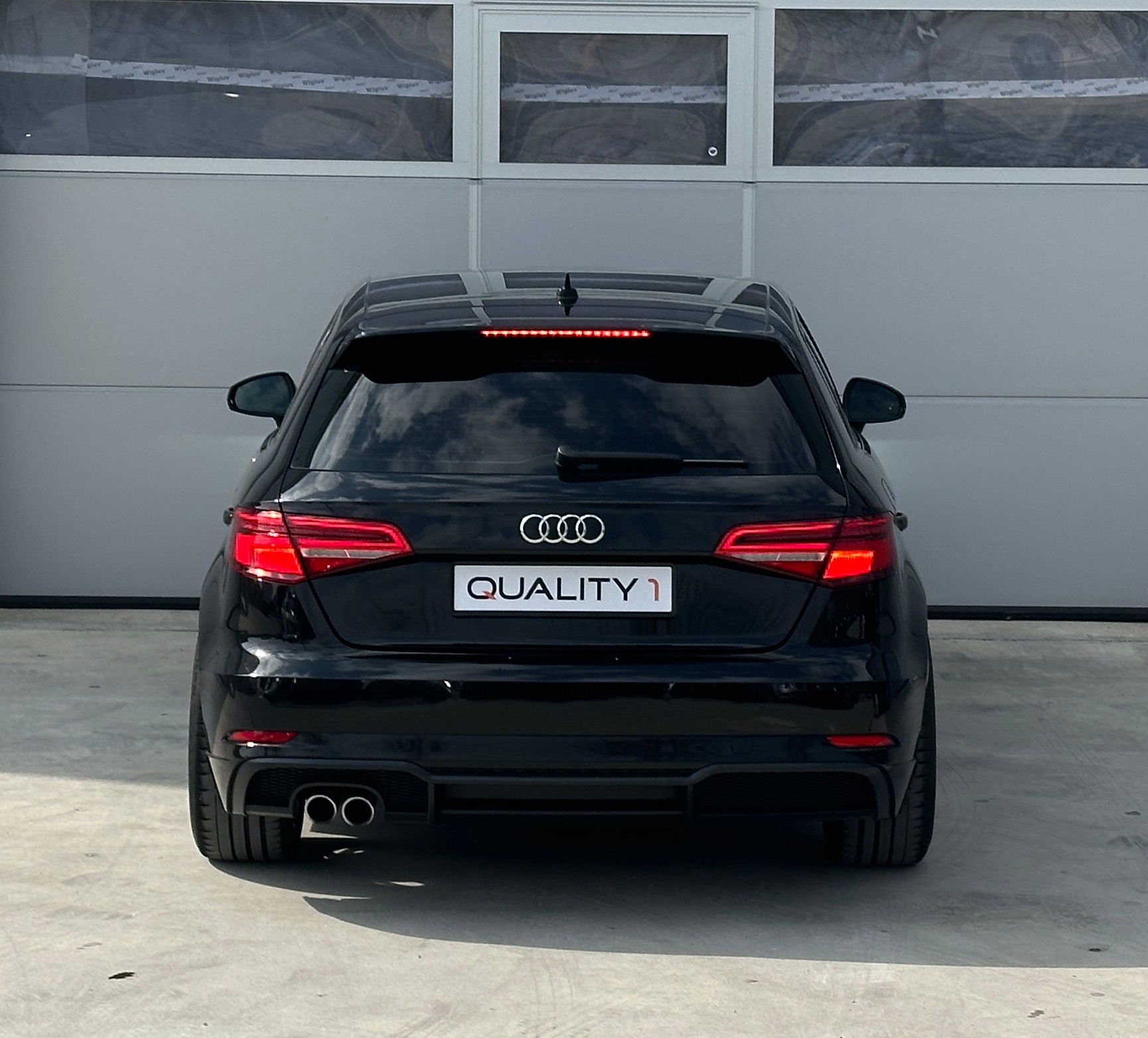 AUDI A3 Sportback 2.0 TDI Sport S-tronic quattro-image-4