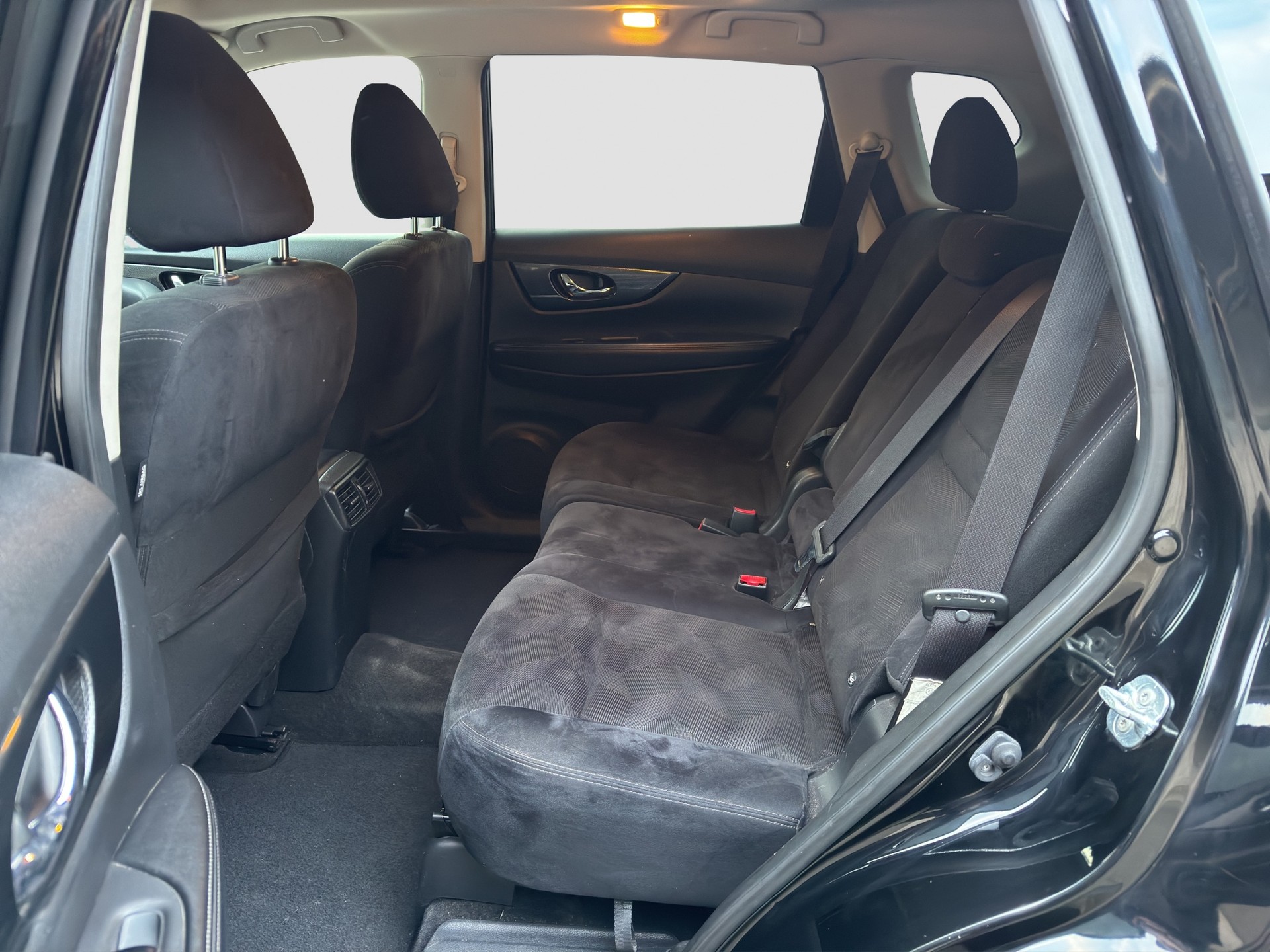 NISSAN X-Trail 2.0 dCi acenta Xtronic CVT ALL-MODE 4x4-image-9