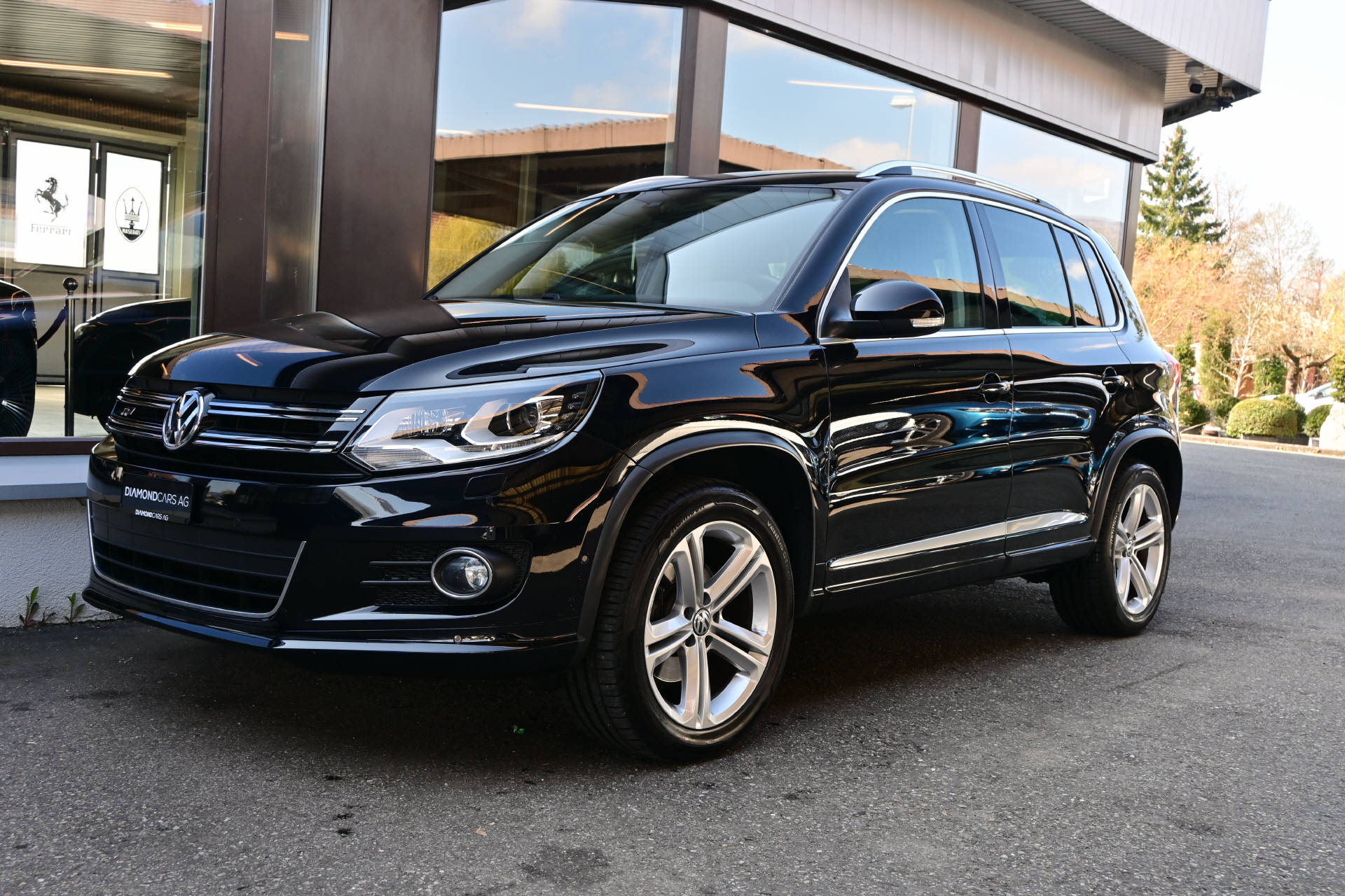 VW Tiguan 2.0 TSI 180 R-Line DSG-image-0