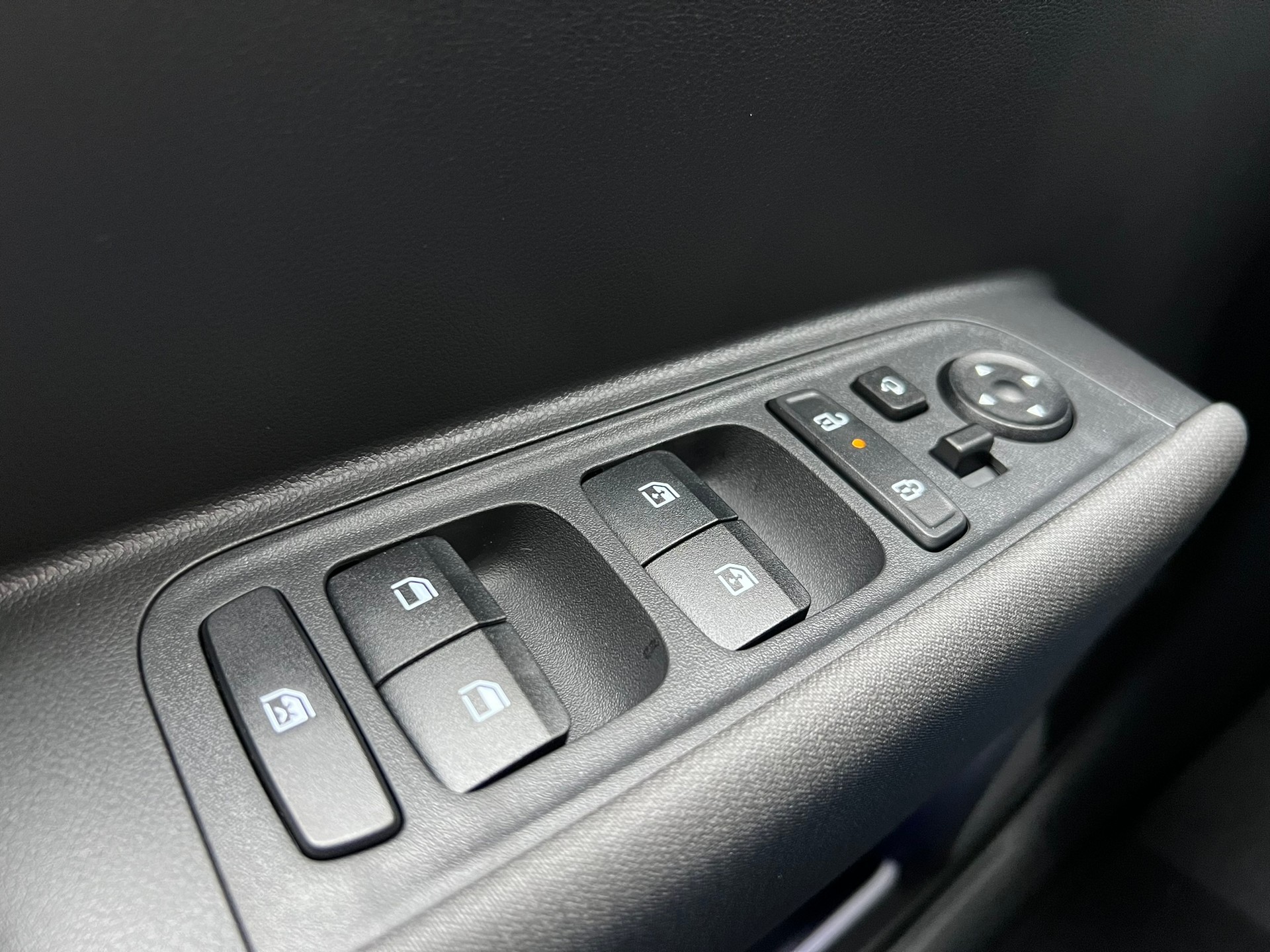 HYUNDAI Inster 49kWh Vertex-image-17