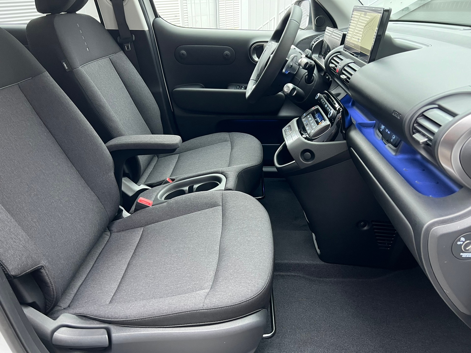 HYUNDAI Inster 49kWh Vertex-image-7