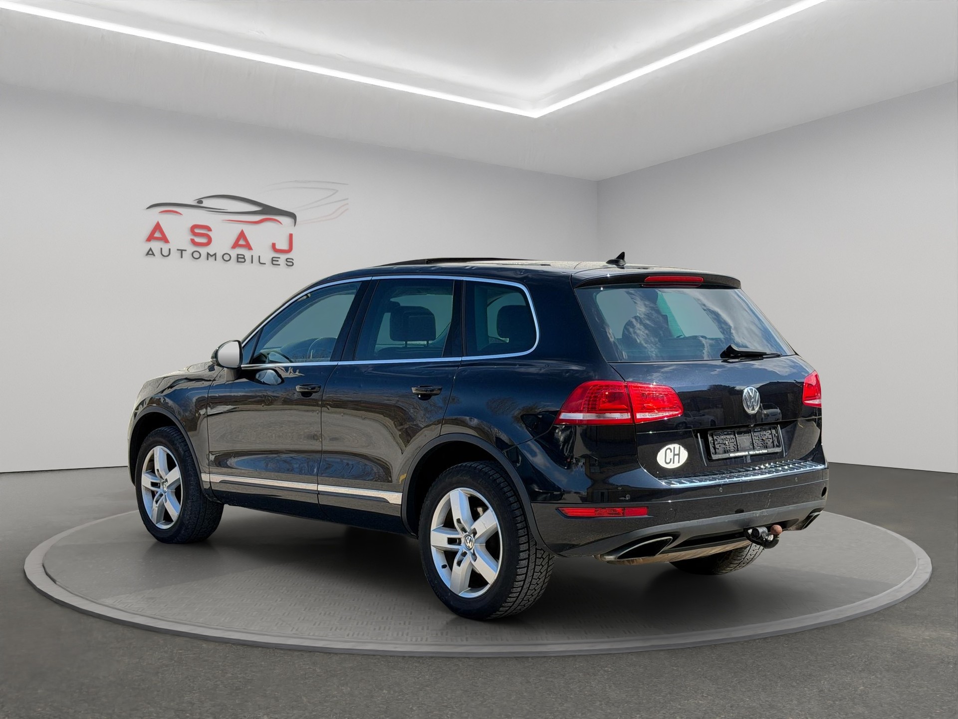 VW Touareg 4.2 TDI Tiptronic-image-6