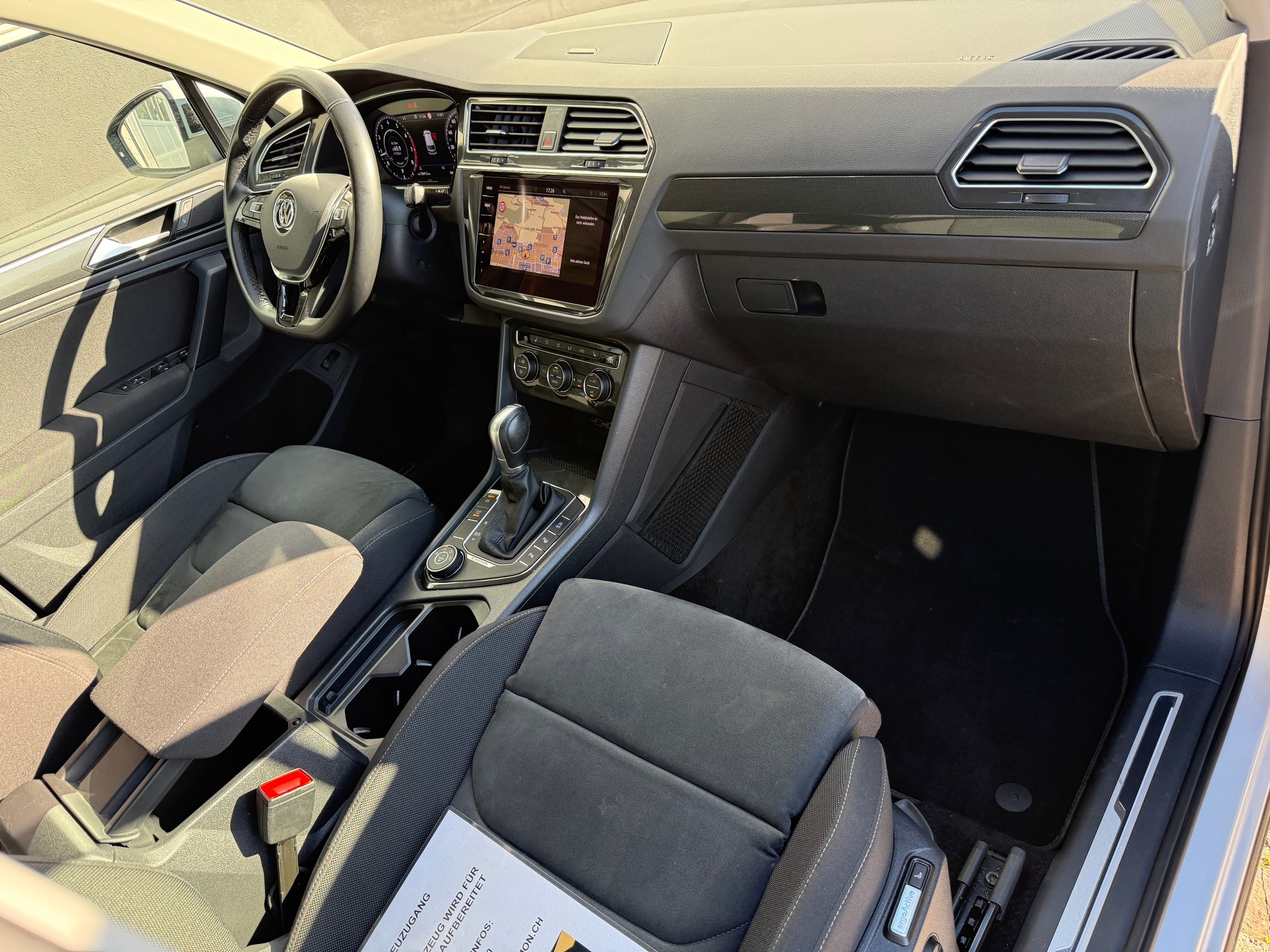 VW Tiguan 1.4TSI Comfortline 4Motion DSG *** DISTANZREGELUNG***-image-13