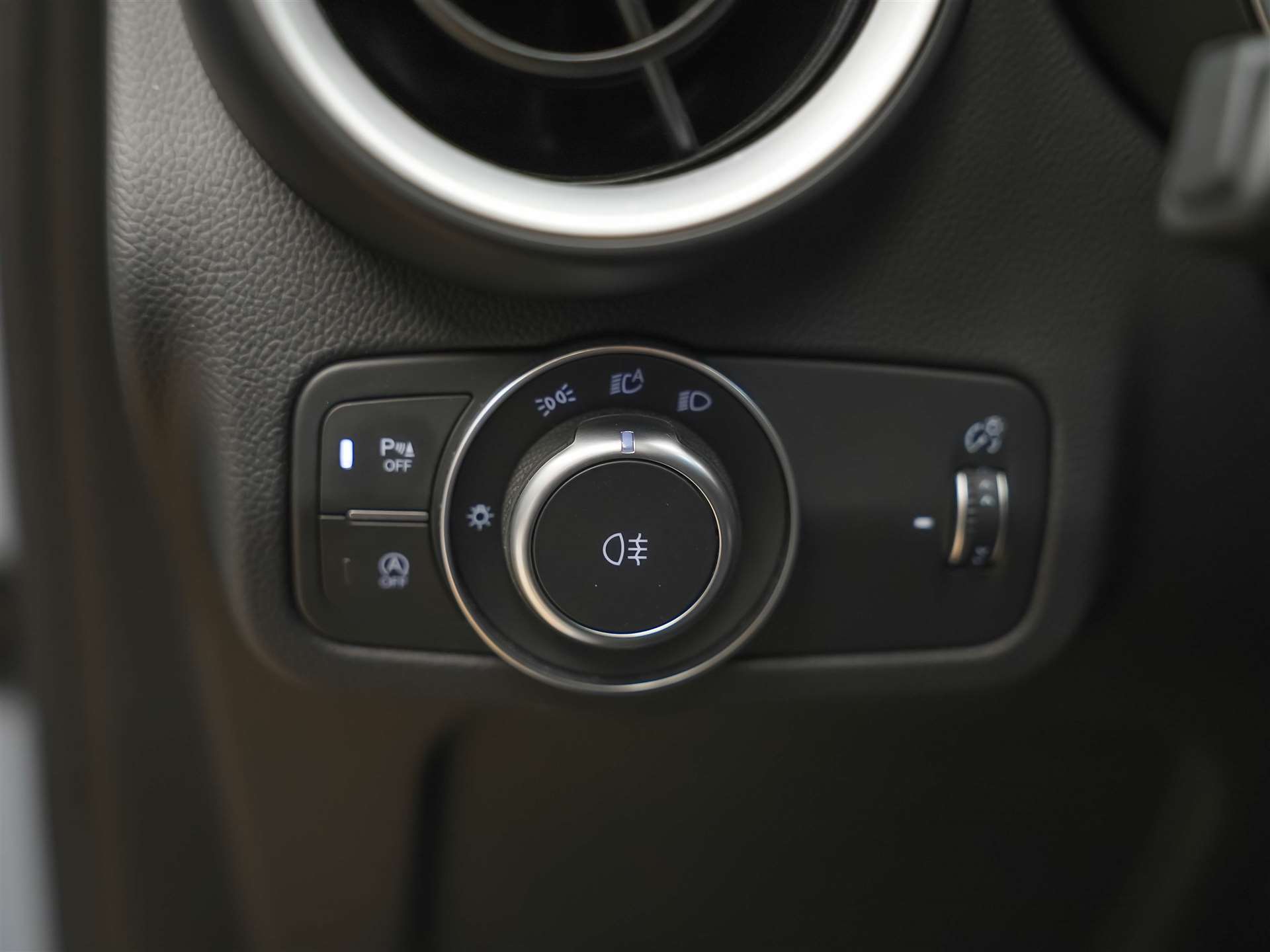 ALFA ROMEO Stelvio 2.2 JTDM Veloce Q4 AT8 *Facelift*Werksgarantie*Assistenten*-image-23
