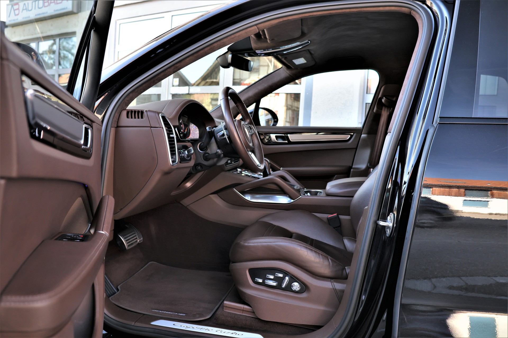 PORSCHE Cayenne Turbo (CH) 550PS „Approved bis 07/027“-image-7