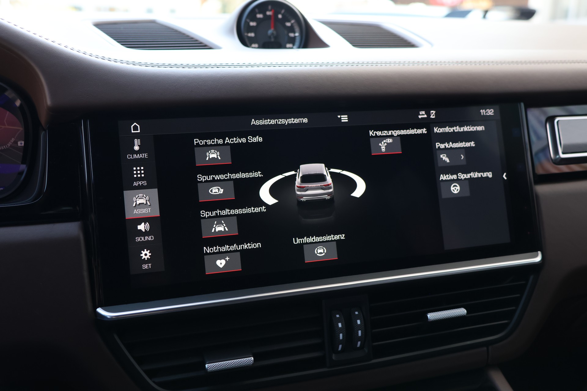 PORSCHE Cayenne Turbo (CH) 550PS „Approved bis 07/027“-image-22