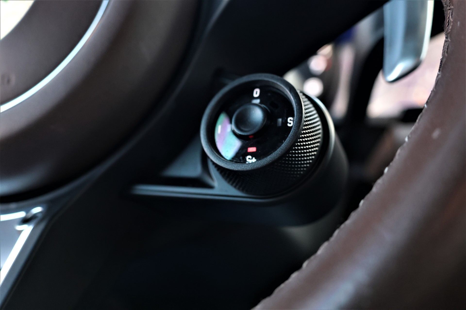 PORSCHE Cayenne Turbo (CH) 550PS „Approved bis 07/027“-image-29
