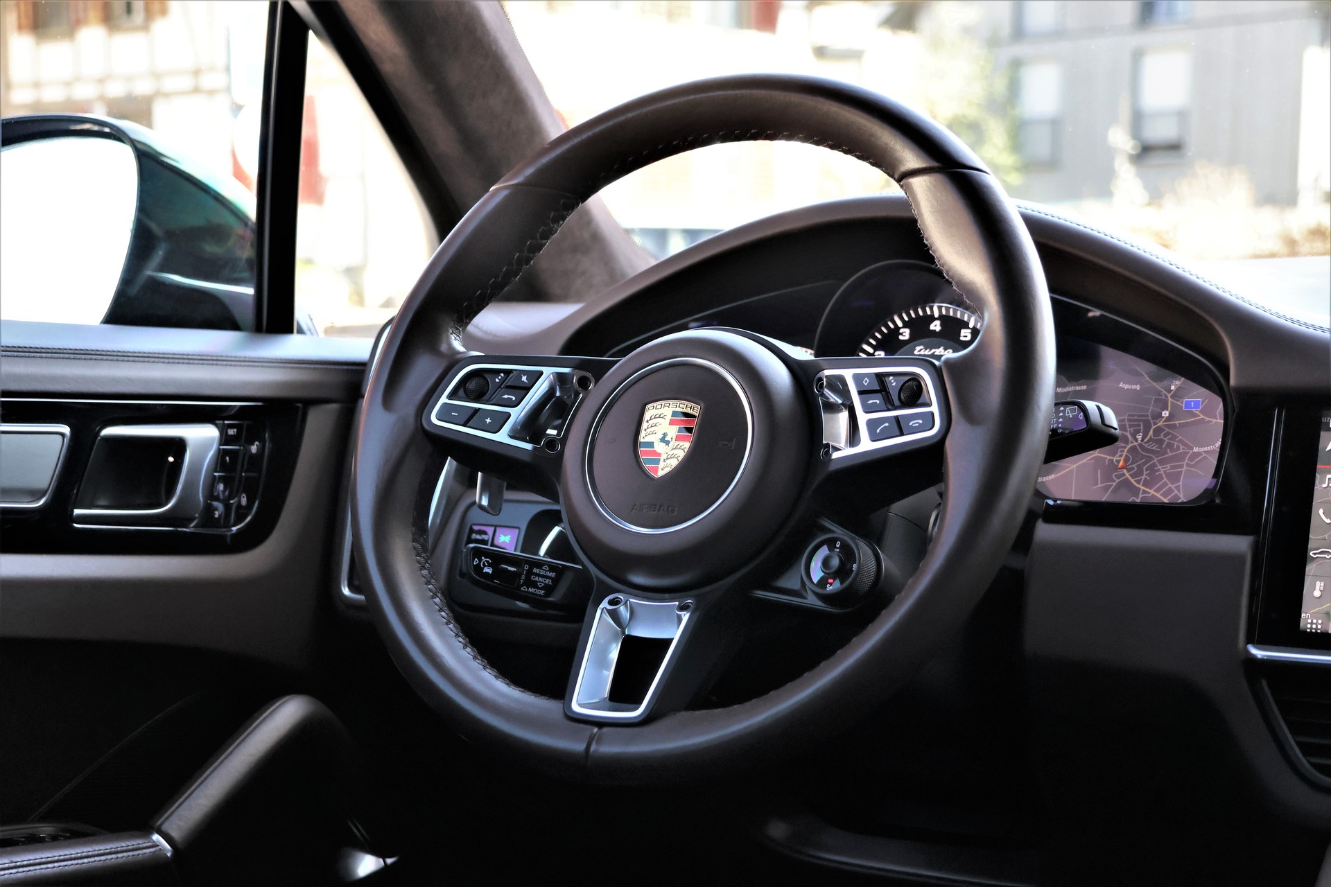 PORSCHE Cayenne Turbo (CH) 550PS „Approved bis 07/027“-image-14