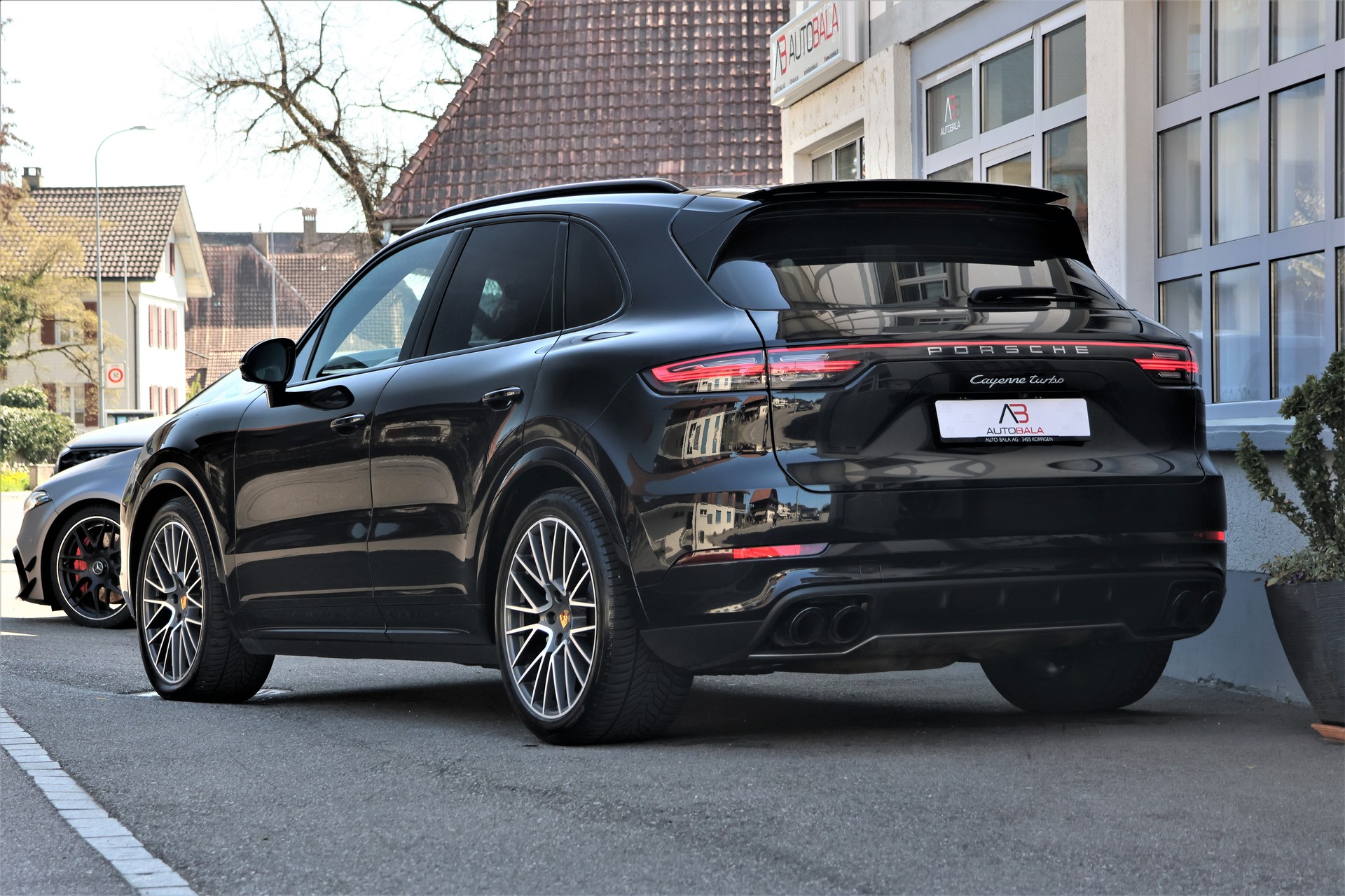 PORSCHE Cayenne Turbo (CH) 550PS „Approved bis 07/027“-image-2