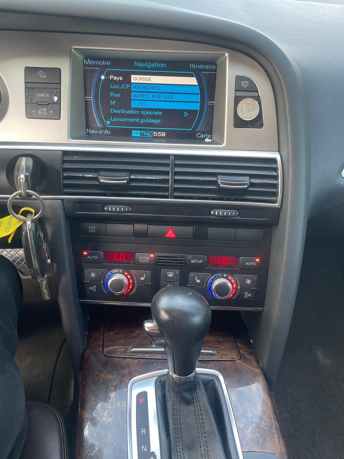 AUDI A6 allroad 3.2 FSI quattro-image-10
