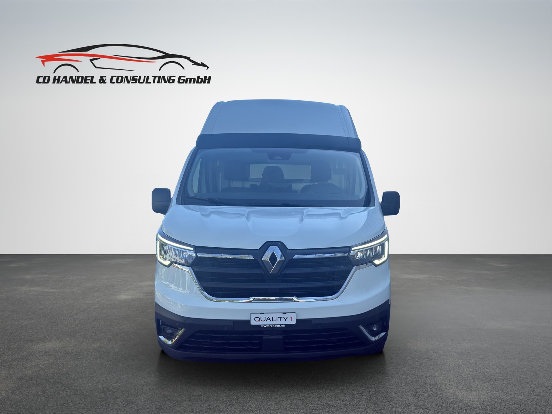 RENAULT Trafic 2.0 Blue dCi 150 Business L2H2 EN-image-1