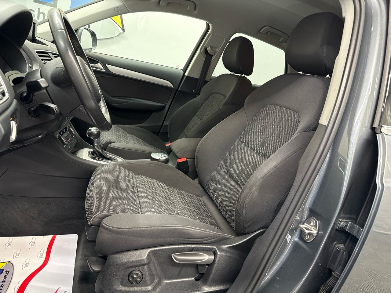 AUDI Q3 2.0 TFSI sport quattro S-tronic-showroom-element-3