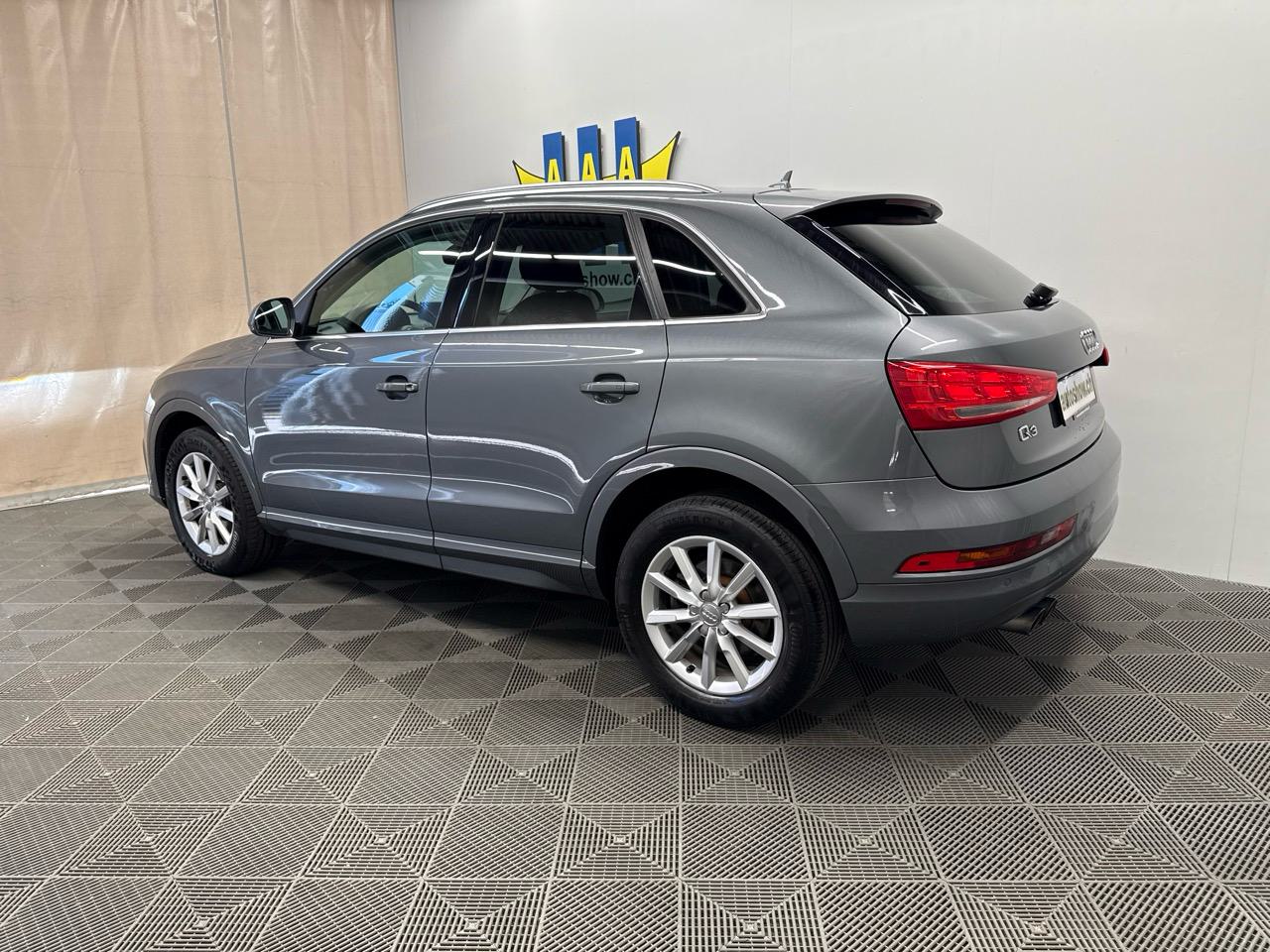 AUDI Q3 2.0 TFSI sport quattro S-tronic-showroom-element-1