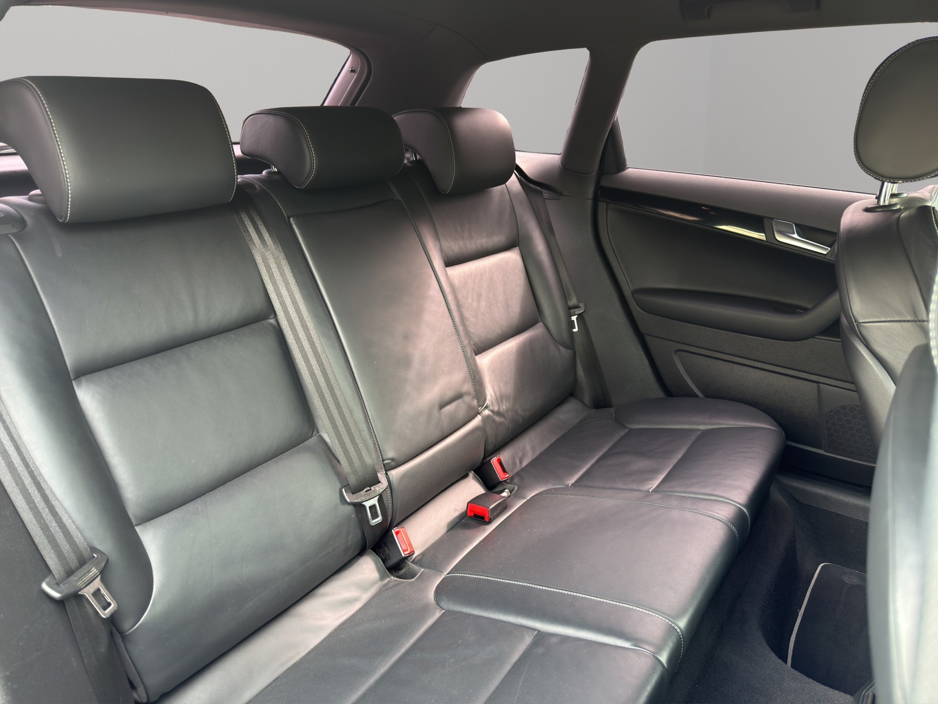 AUDI RS3 Sportback 2.5 TFSI quattro S-tronic-image-20