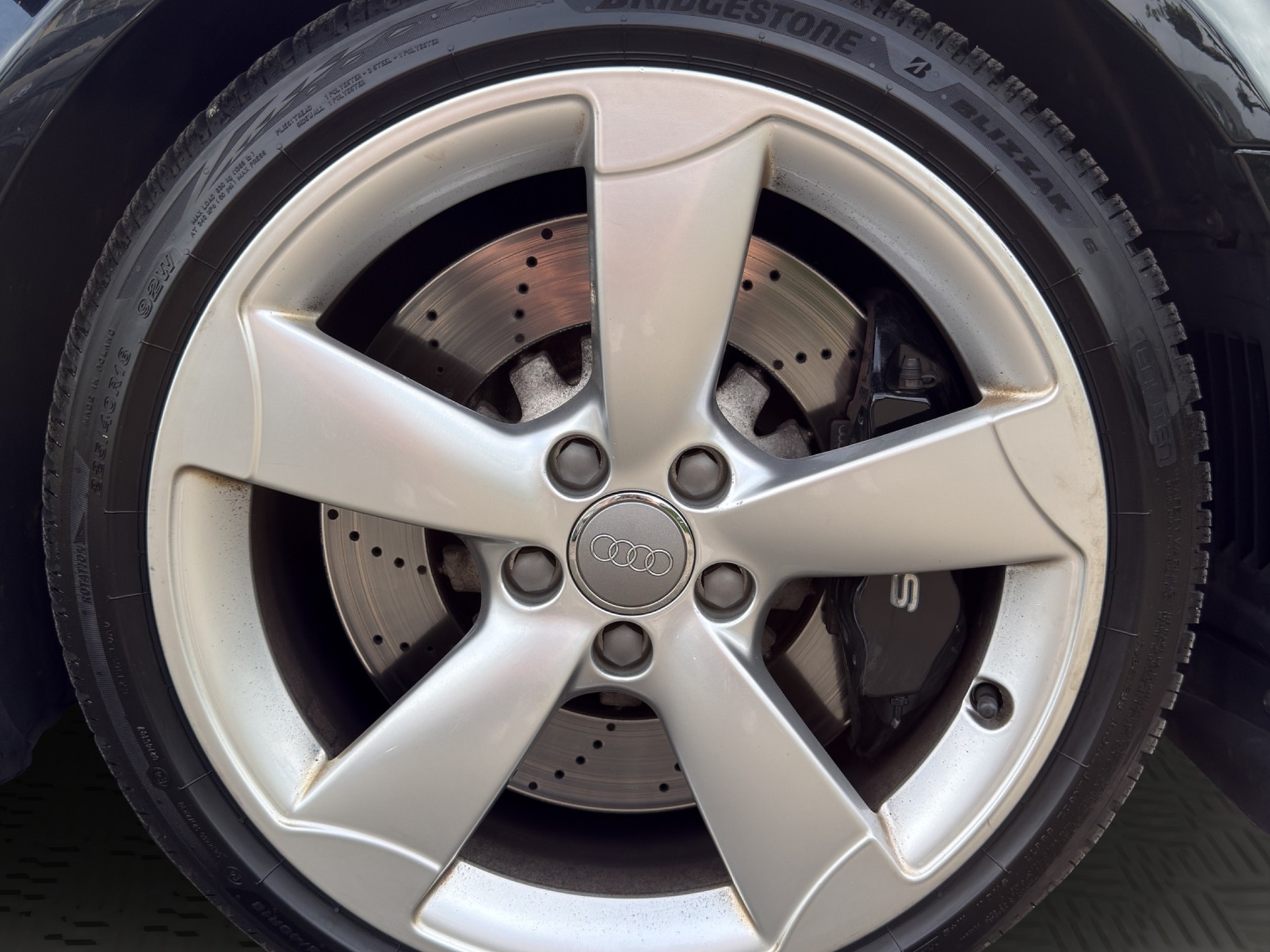 AUDI RS3 Sportback 2.5 TFSI quattro S-tronic-image-22