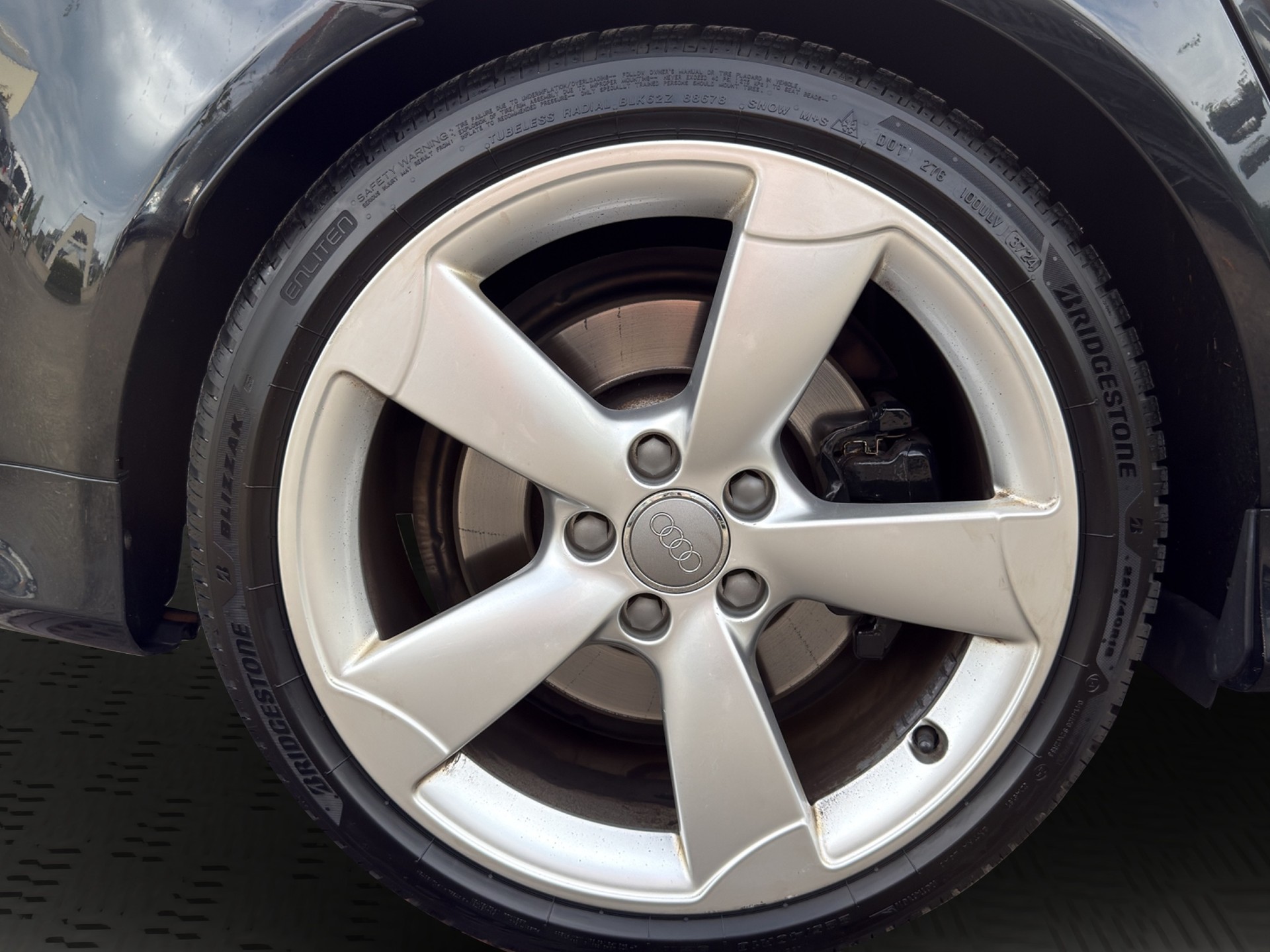 AUDI RS3 Sportback 2.5 TFSI quattro S-tronic-image-24