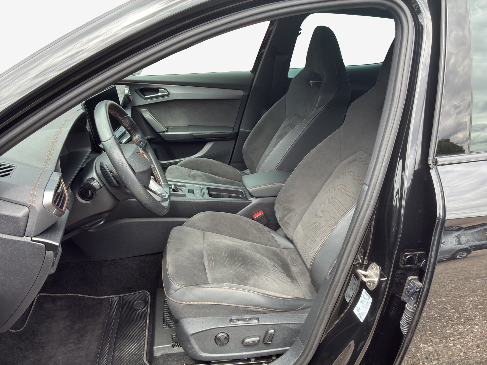 CUPRA Formentor 2.0TSI Tribe Edition DSG-image-7