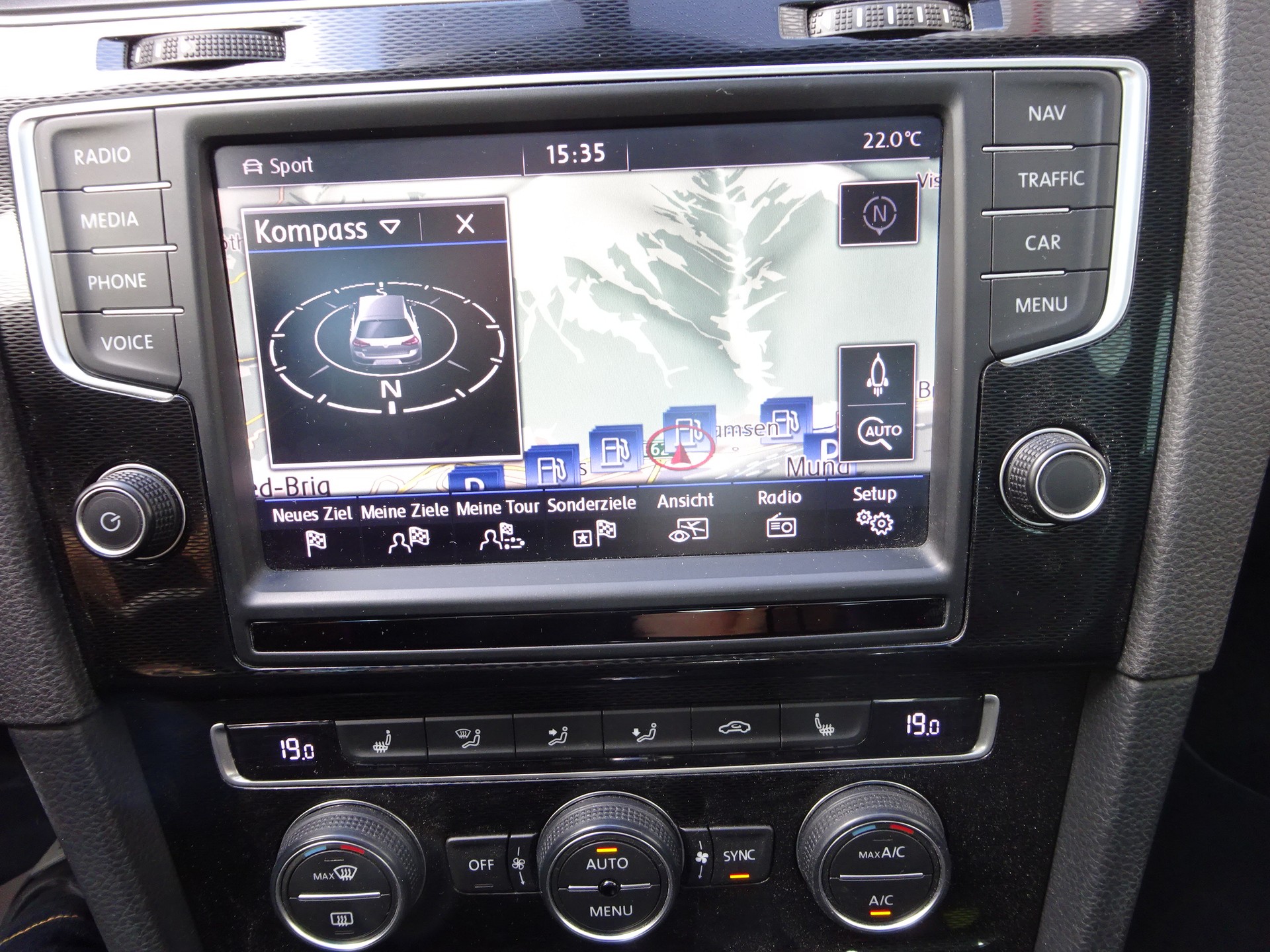 VW Golf 2.0 TSI GTI Performance DSG-image-9