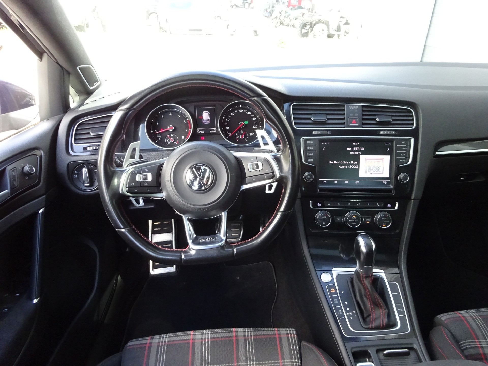 VW Golf 2.0 TSI GTI Performance DSG-image-18