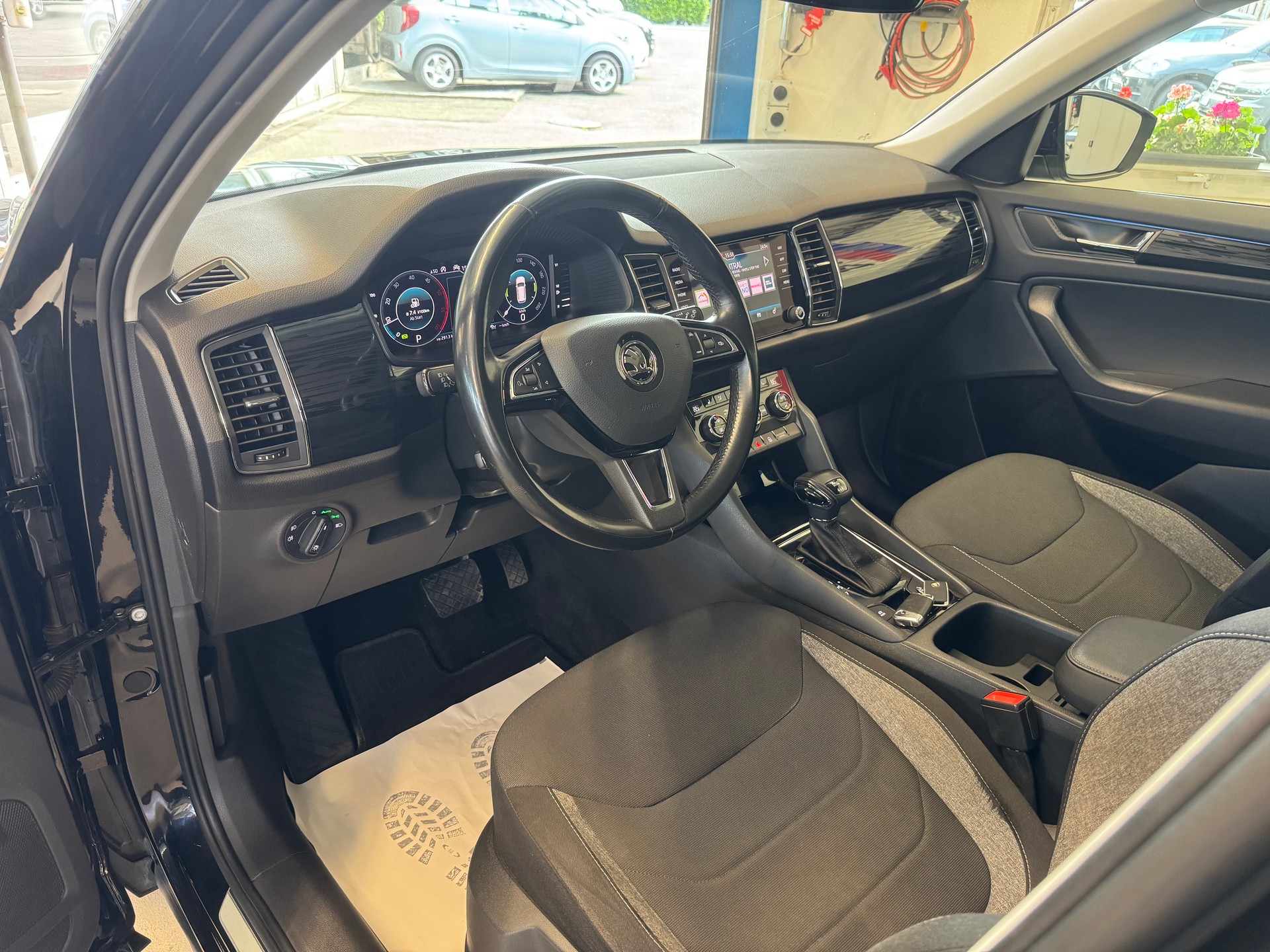 SKODA Kodiaq 2.0 TDI Drive DSG 4x4-image-7