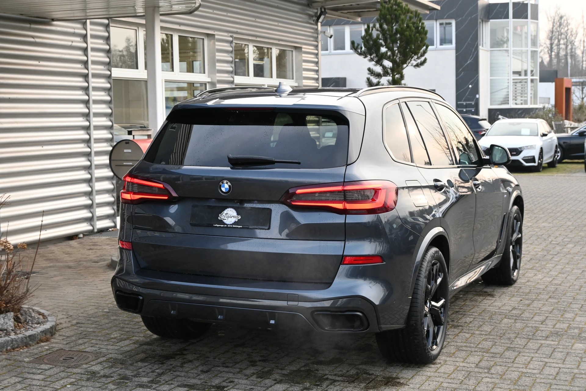 BMW X5 xDrive 48V 40d M Sport Steptronic 340PS + AHK 3500kg-image-7