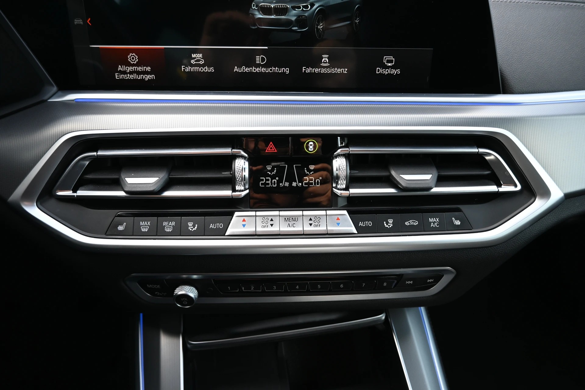 BMW X5 xDrive 48V 40d M Sport Steptronic 340PS + AHK 3500kg-image-21