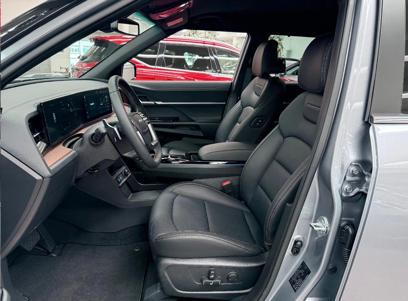 KGM-SsangYong Torres 1.5 TGDI Hybrid Titanium AT-image-6