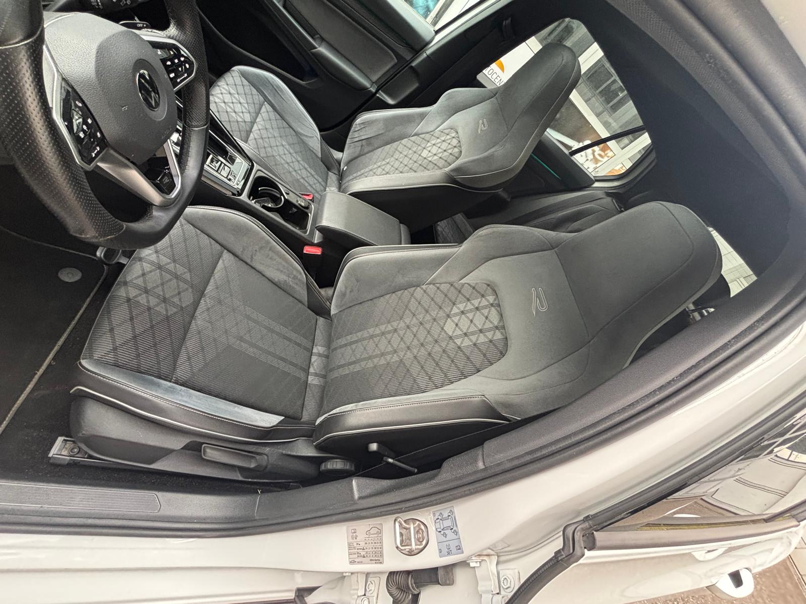 VW Golf 2.0 TSI R-Line DSG-image-7