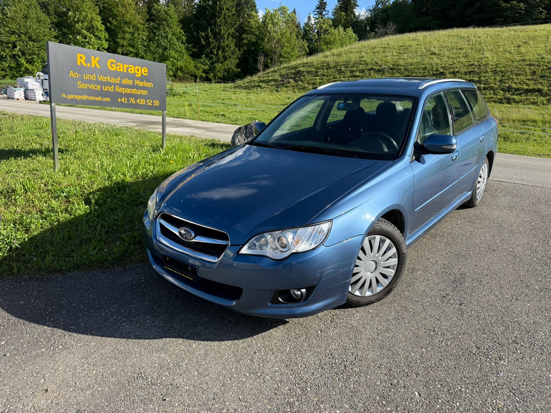 SUBARU Legacy 2.0R AWD Swiss-image-0