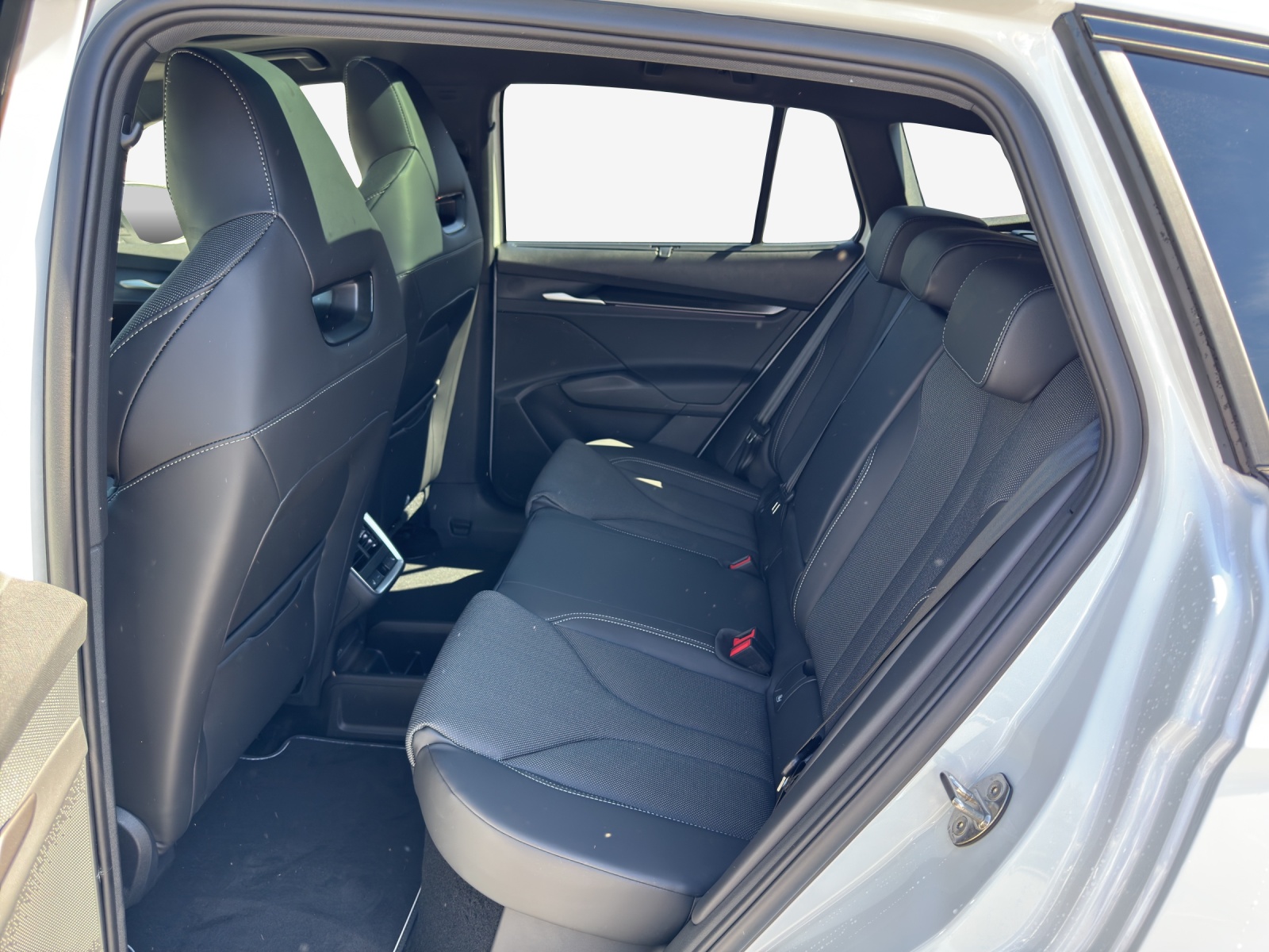 SKODA Enyaq RS-image-11