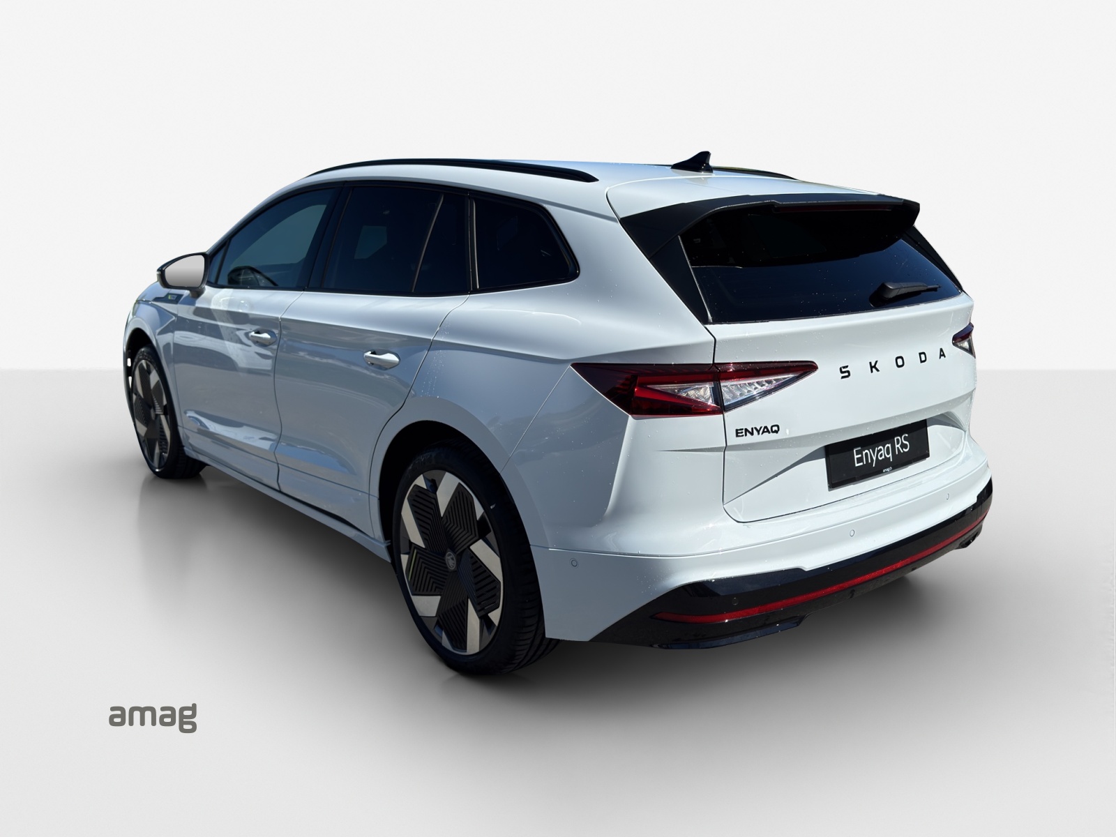 SKODA Enyaq RS-image-2