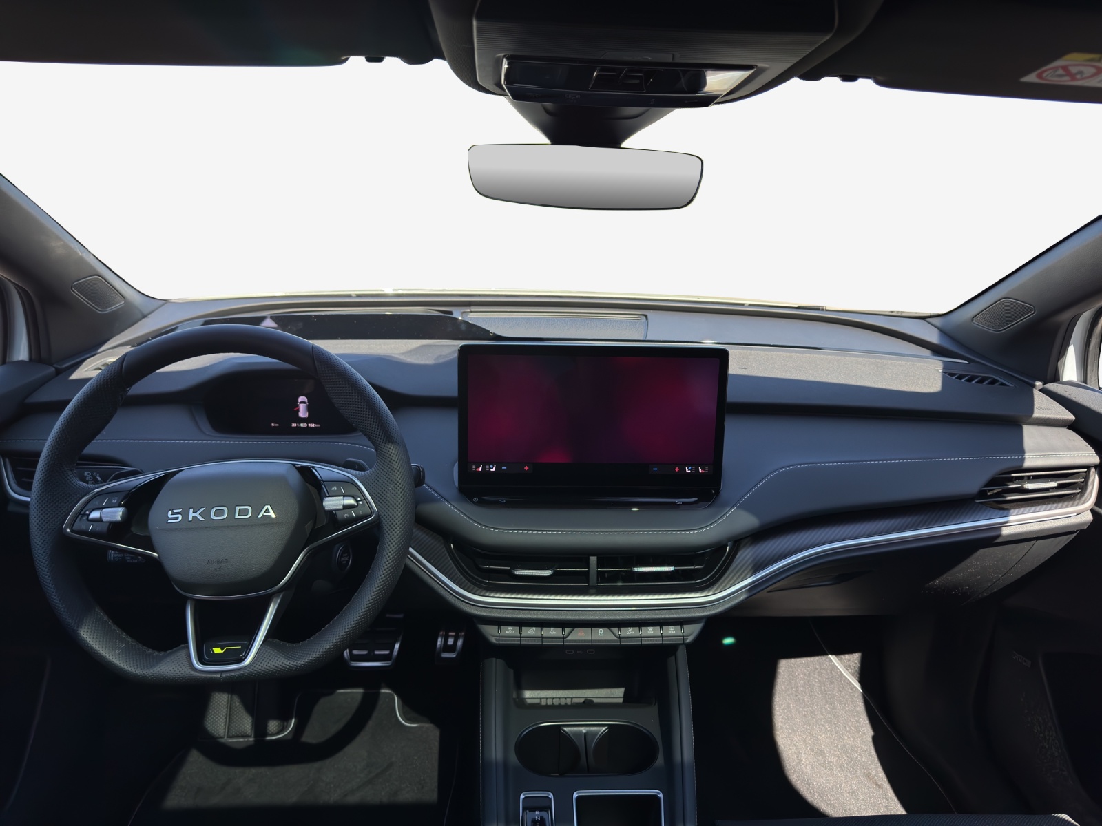 SKODA Enyaq RS-image-8