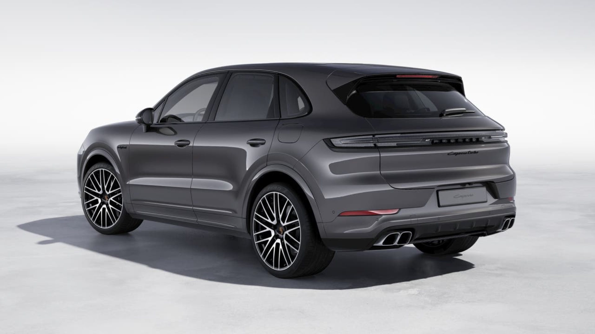 PORSCHE Cayenne Turbo E-Hybrid-image-2