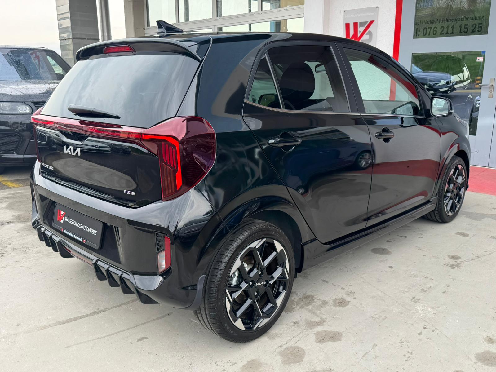 KIA Picanto 1.2 CVVT GT-Line Automatic-showroom-element-3