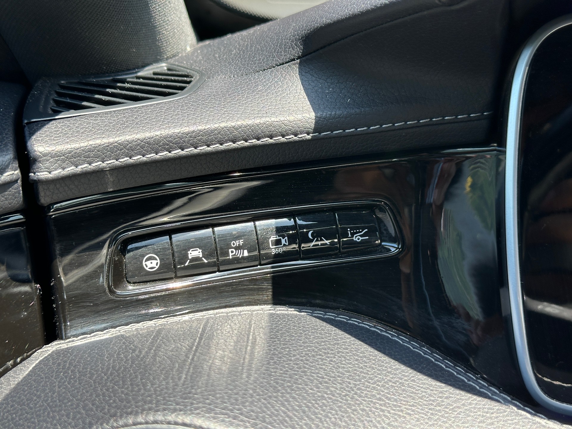 MERCEDES-BENZ S 63 AMG Coupé 4Matic Speedshift MCT *Carbon Paket* *Burmester High-End*-image-16