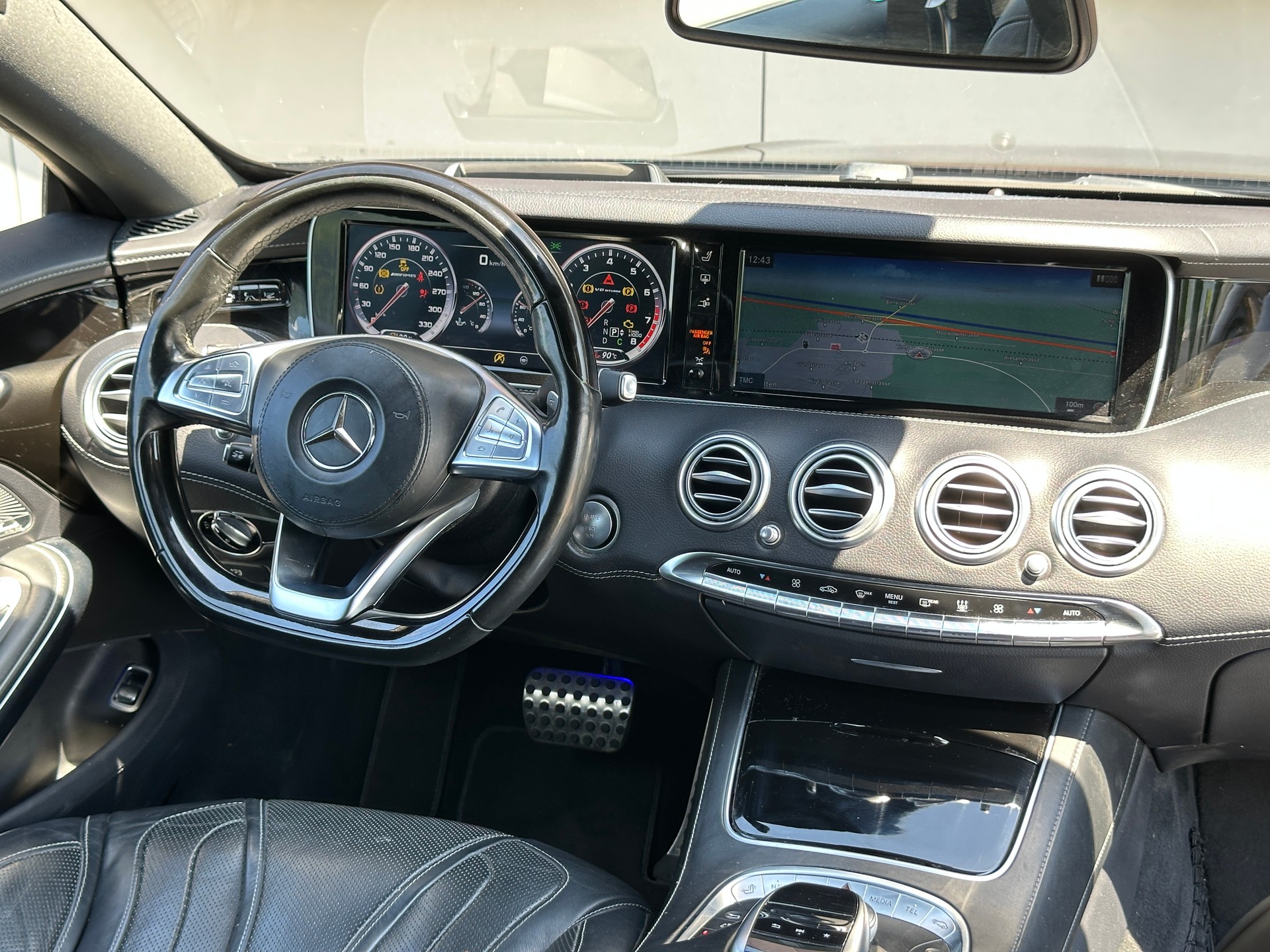 MERCEDES-BENZ S 63 AMG Coupé 4Matic Speedshift MCT *Carbon Paket* *Burmester High-End*-image-26