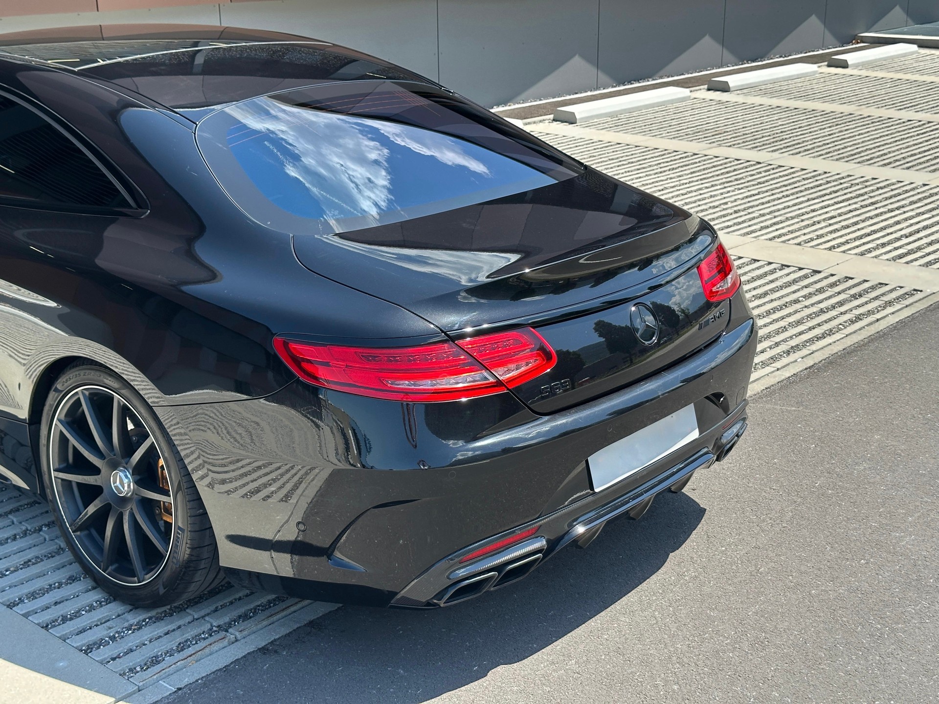 MERCEDES-BENZ S 63 AMG Coupé 4Matic Speedshift MCT *Carbon Paket* *Burmester High-End*-image-30
