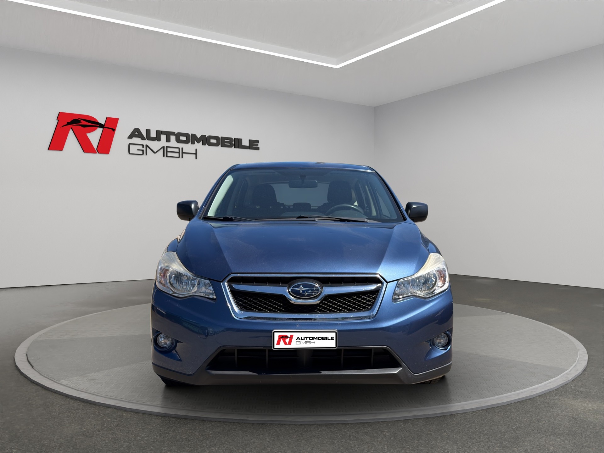 SUBARU XV 1.6 Swiss One-showroom-element-1