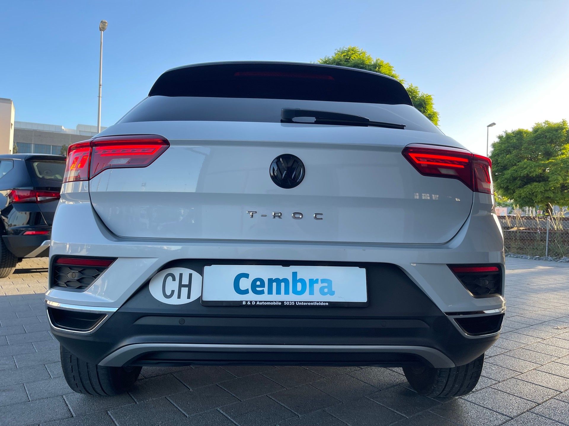 VW T-Roc 1.0 TSI Advance-image-9