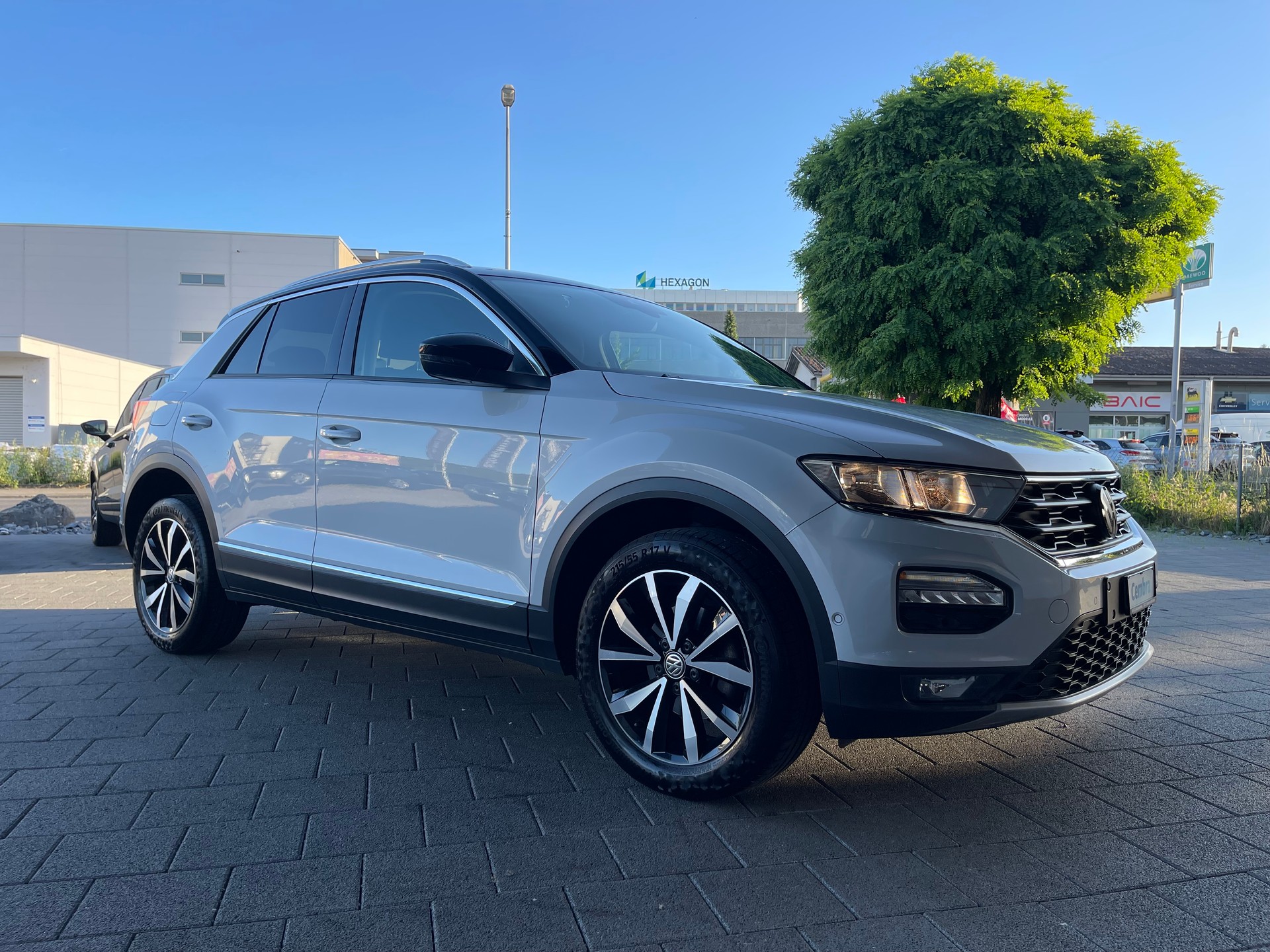 VW T-Roc 1.0 TSI Advance-image-2
