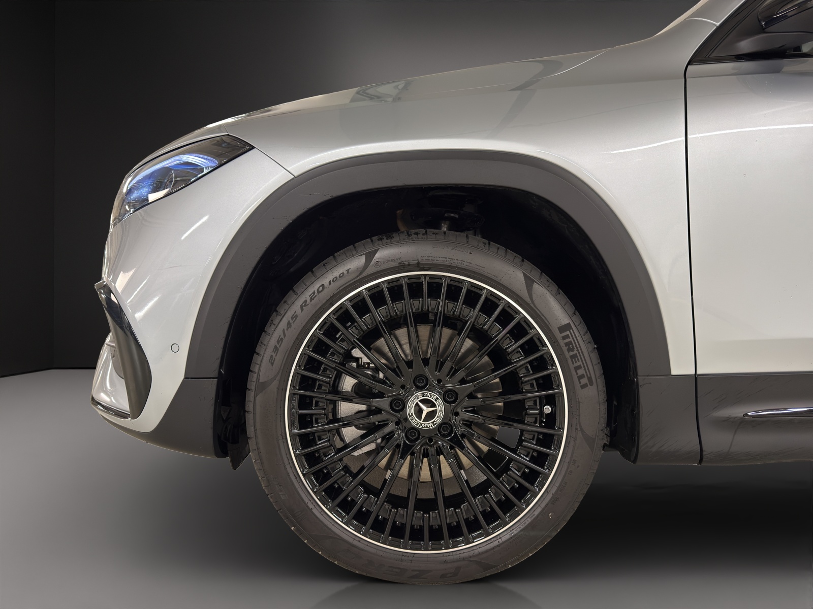 MERCEDES-BENZ EQB 350 66,5 kWh 4Matic Swiss Star-image-8