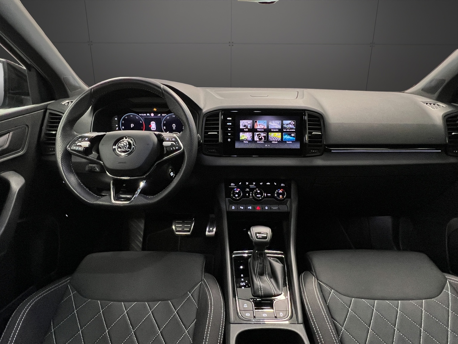 SKODA Karoq 1.5 TSI SportLine DSG-image-9