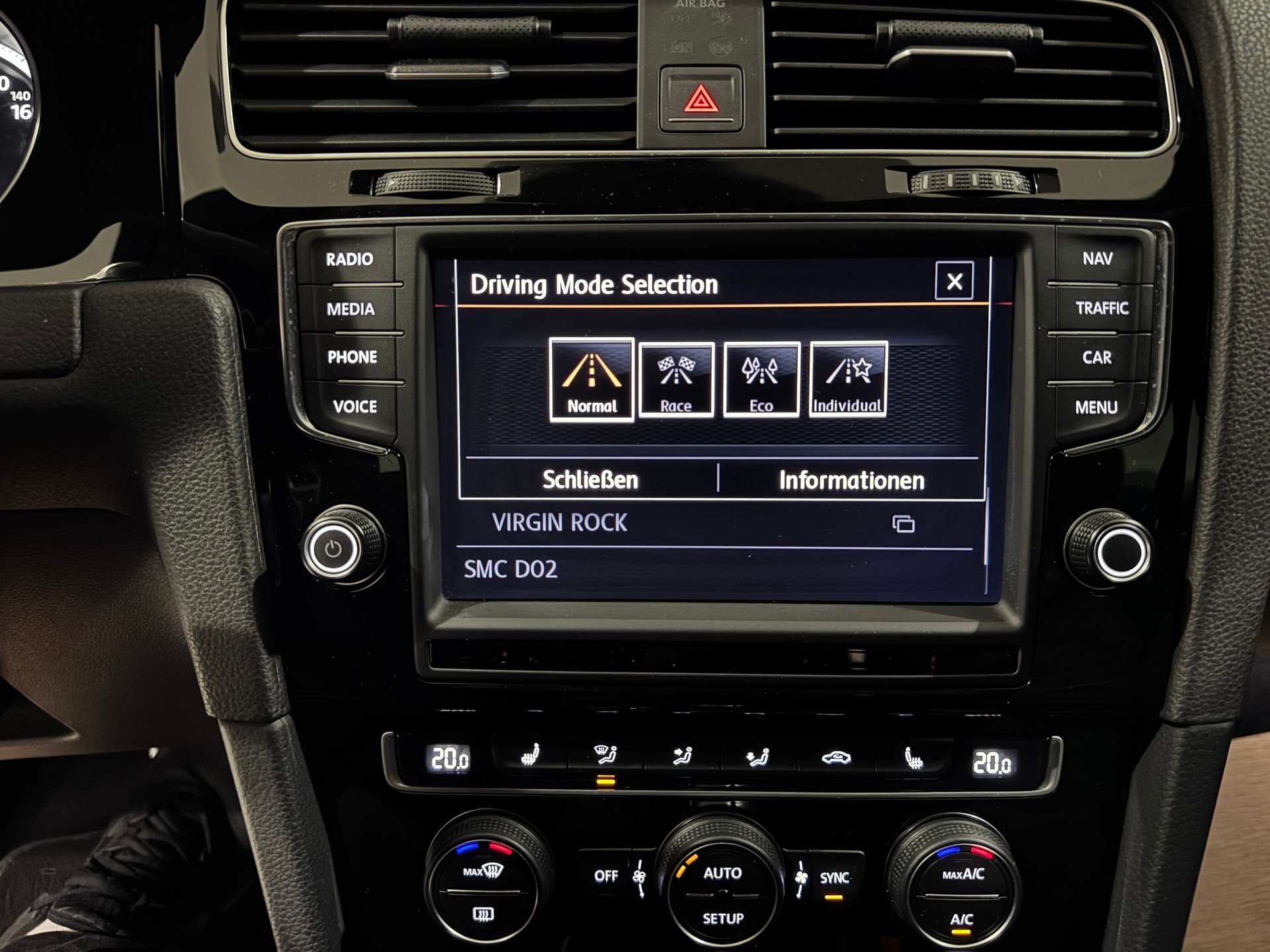 VW Golf 2.0 TSI R 4Motion DSG | CH |-image-21