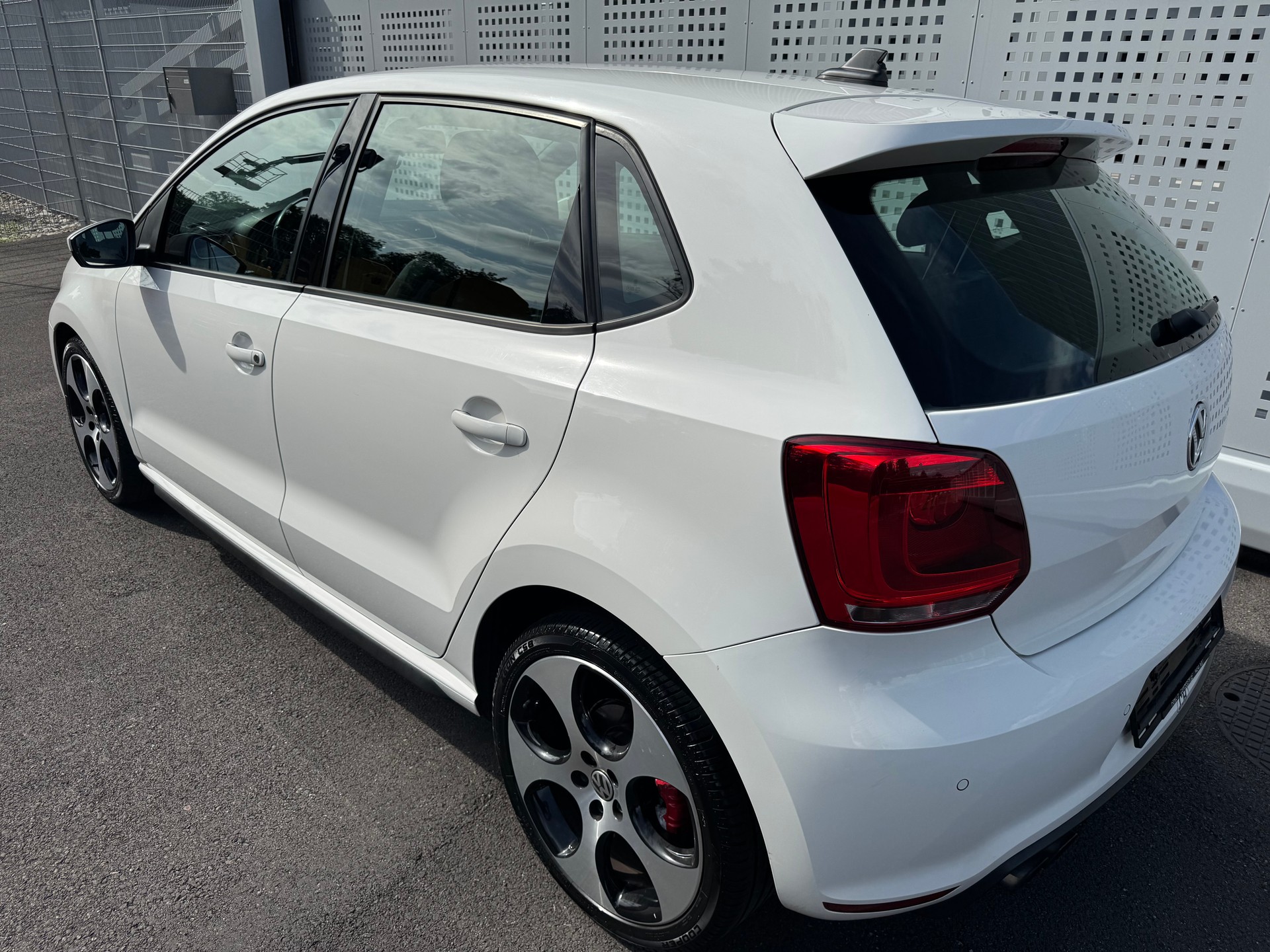 VW 1.4 TSI GTI DSG-image-2