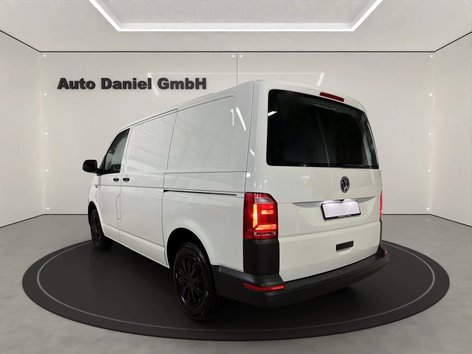 VW T6 2.0 TDI 4Motion ( Mit AHK / Sortimo Regale )-image-6