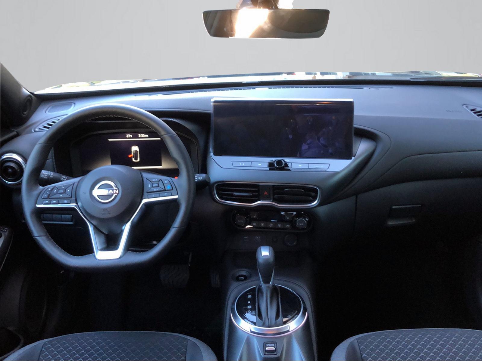 NISSAN Juke 1.6 Hybrid N-Connecta-image-5
