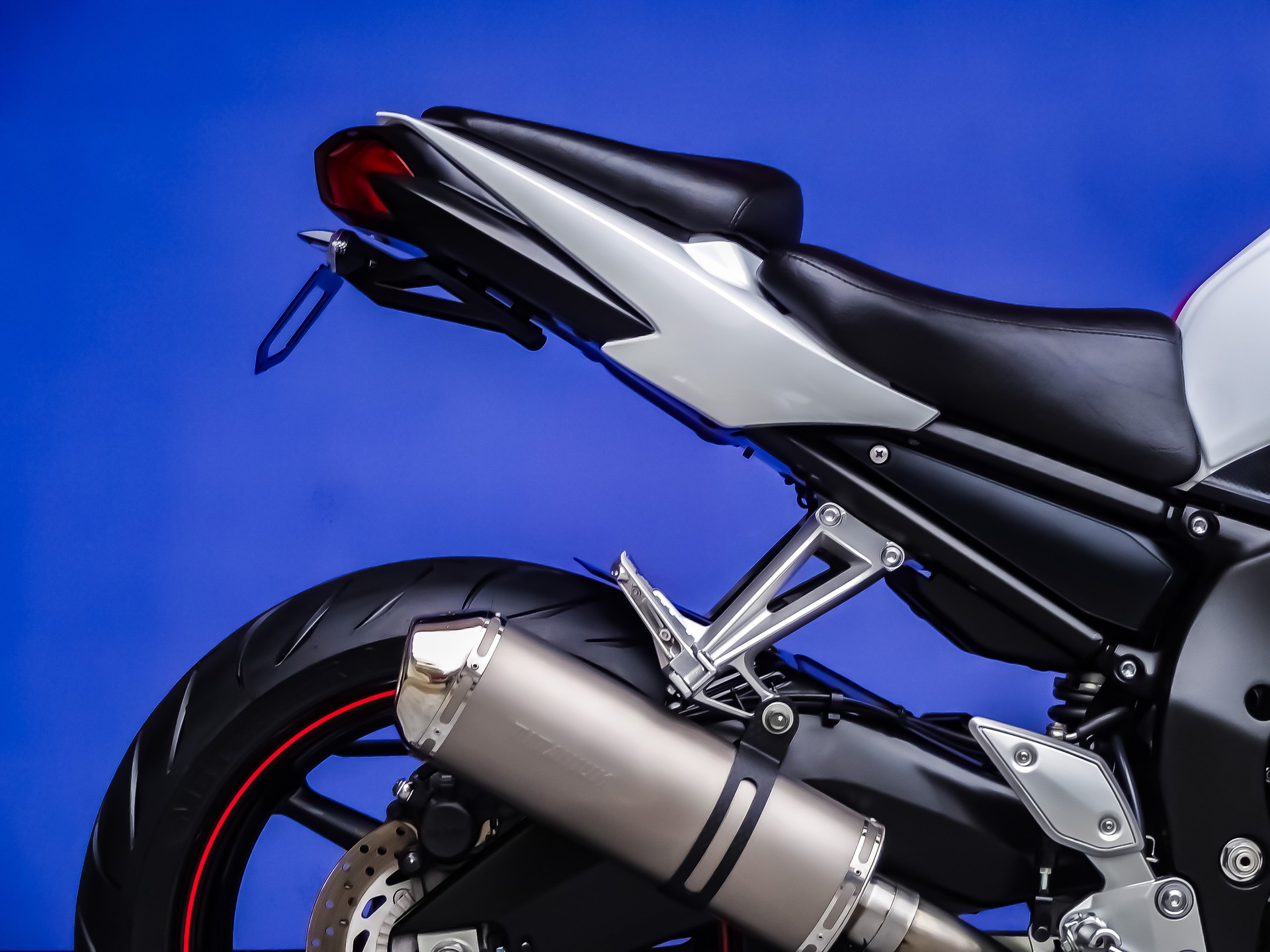 YAMAHA FZ1 N-image-7