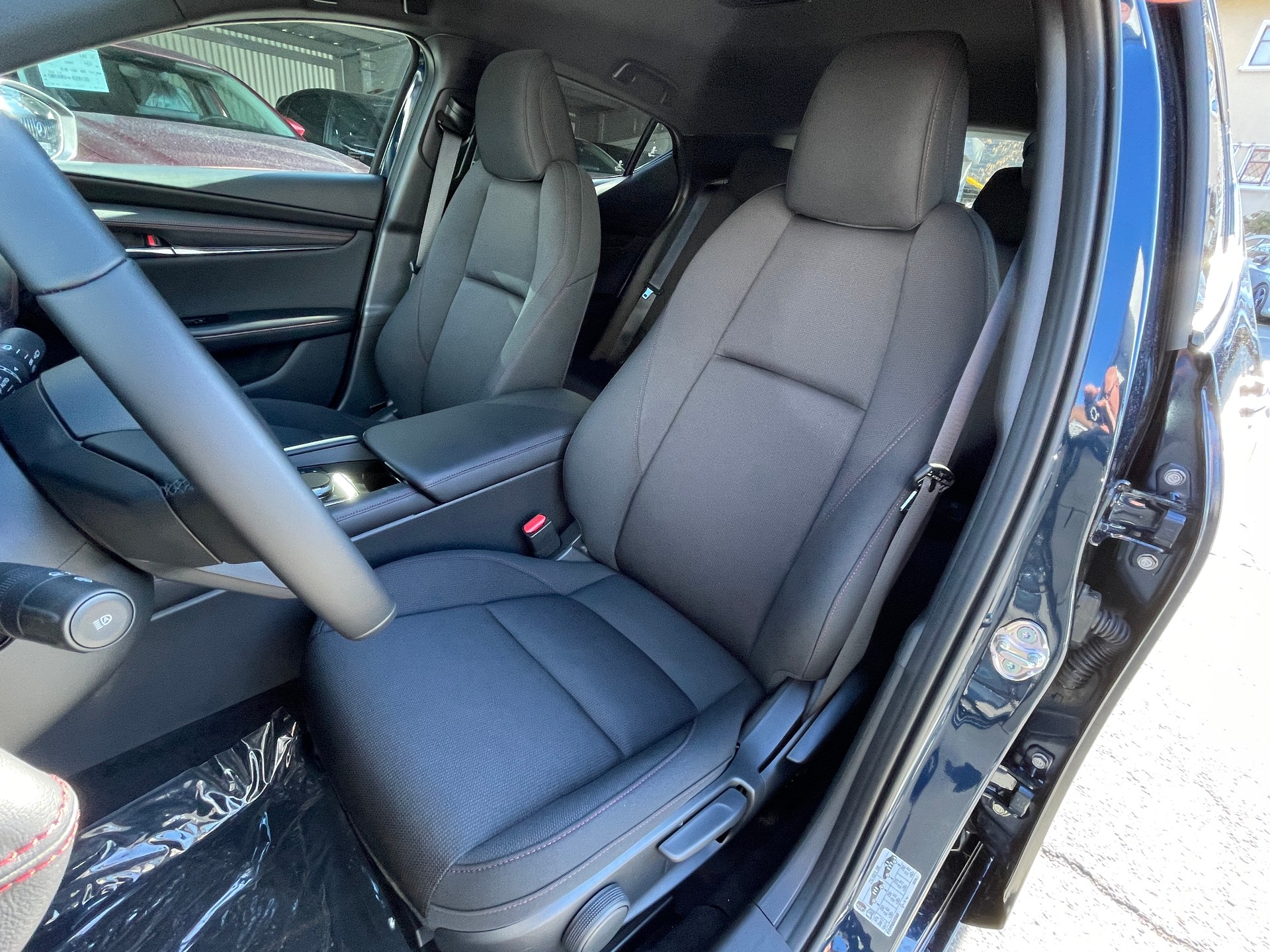 MAZDA 3 Hatchback SKYACTIV-X M Hybrid 186 Homura Automat-image-7
